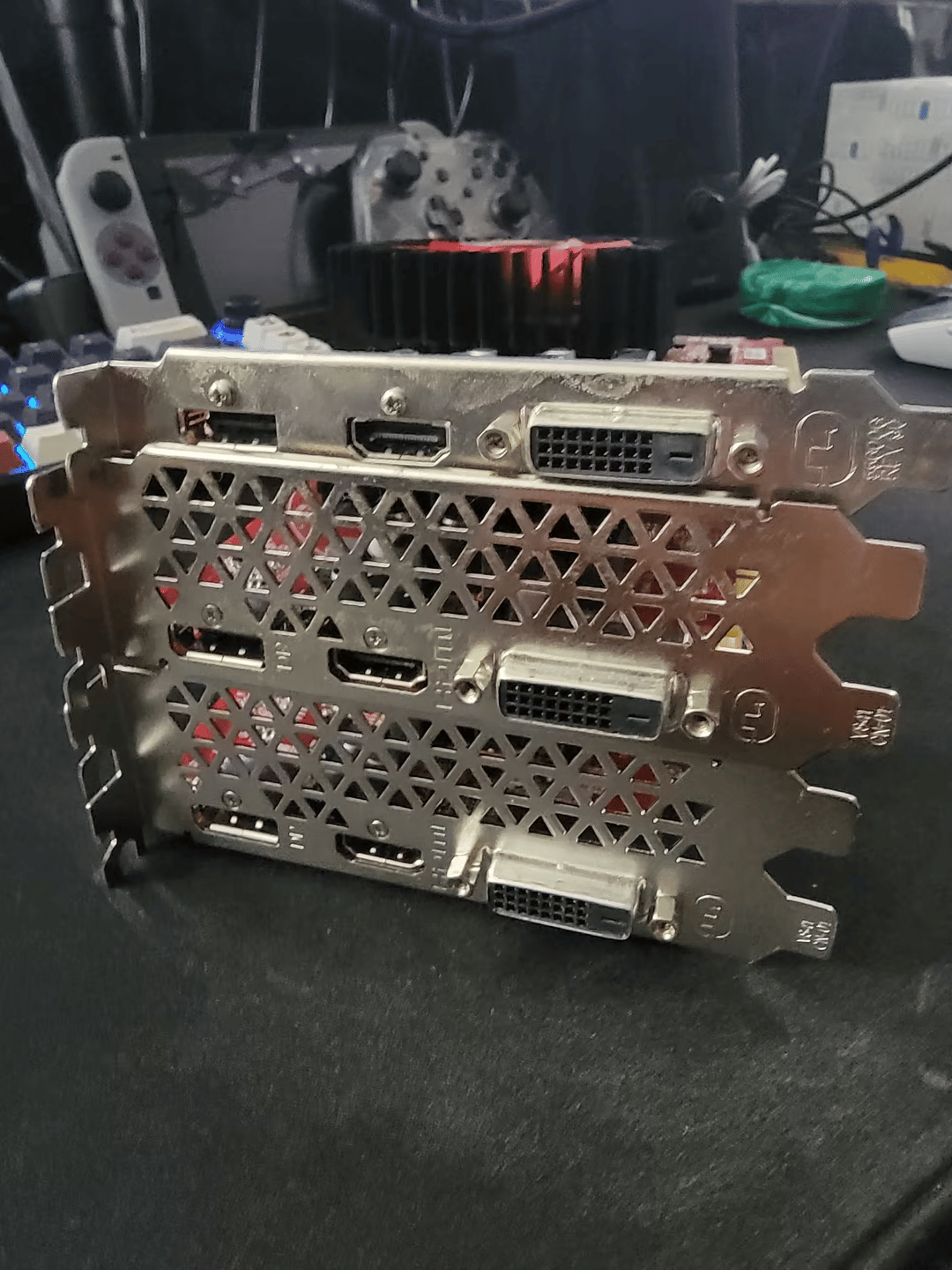 GPU LOT: 2 x OEM RX 460 2GB + 1 OEM RX 560DE 2GB Graphics Cards