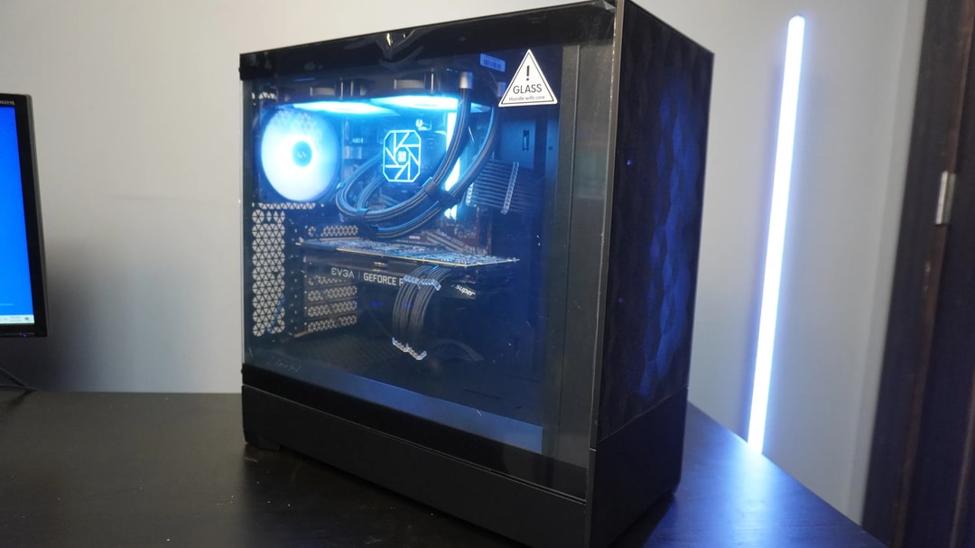 🖤 Stealth 🖤 1080p/1440p Ready 💚 RTX 2080 Super 8GB 🧡 Ryzen 5