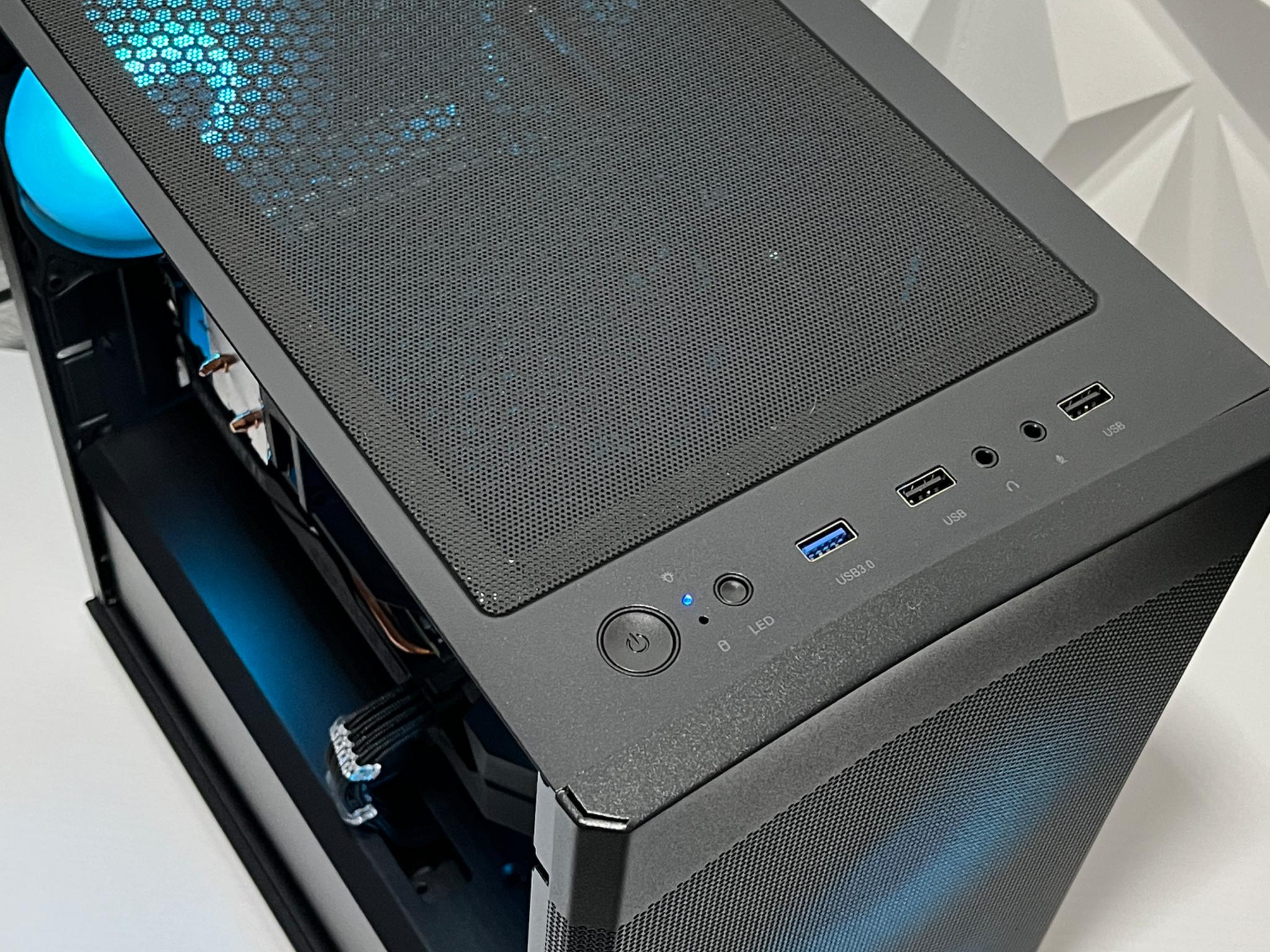 RTX 2060 Super 8GB, Ryzen 7 2700X, 16GB RAM | RGB Gaming Computer/PC