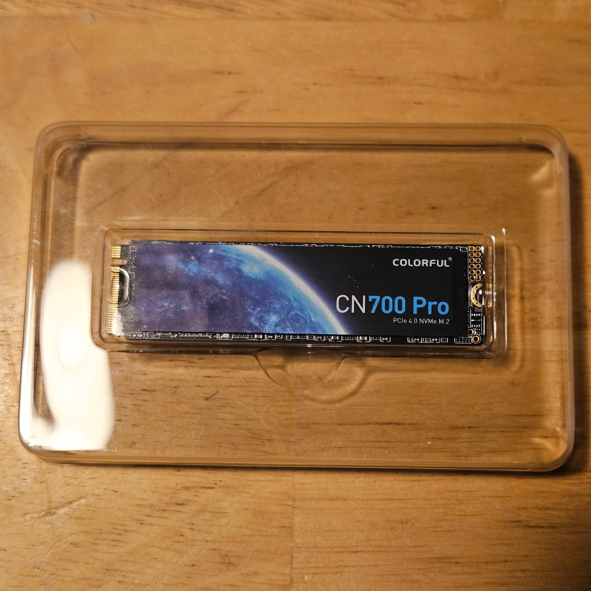 Colorful  700 Pro 2TB SSD
