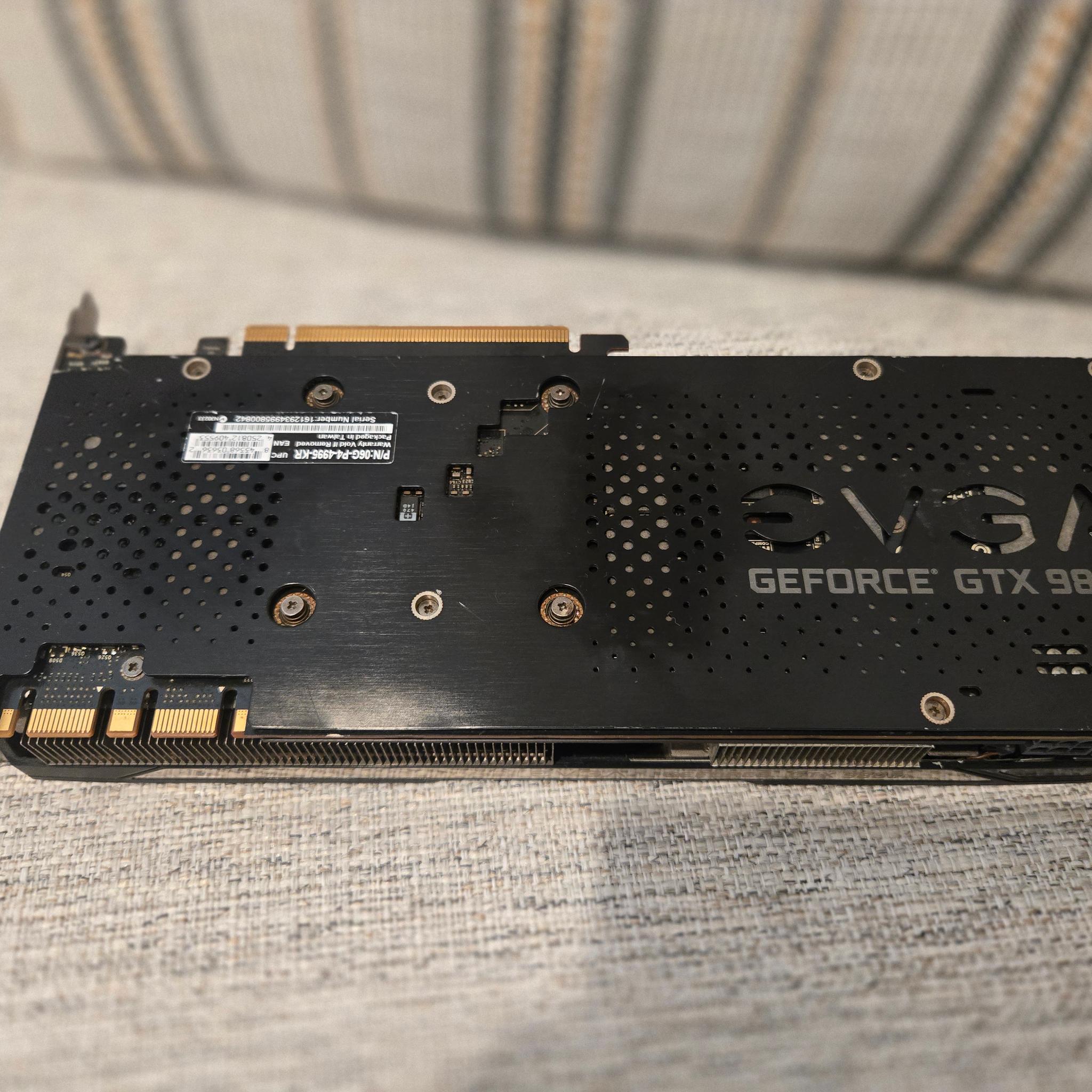 GTX 980Titan 12GB (EVGA SuperClocked+) - READ DESCRIPTION