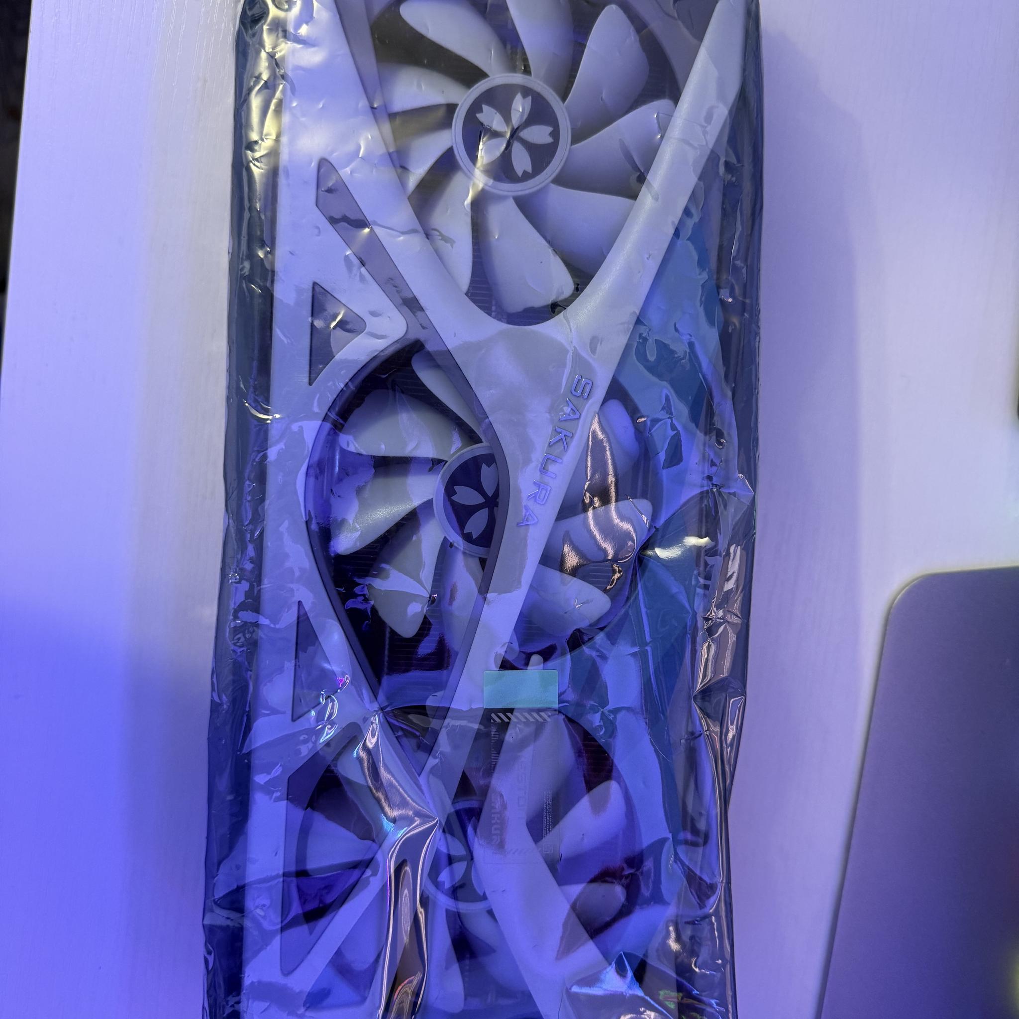 Yeston Sakura Radeon 7800XT 16GB Graphics Card