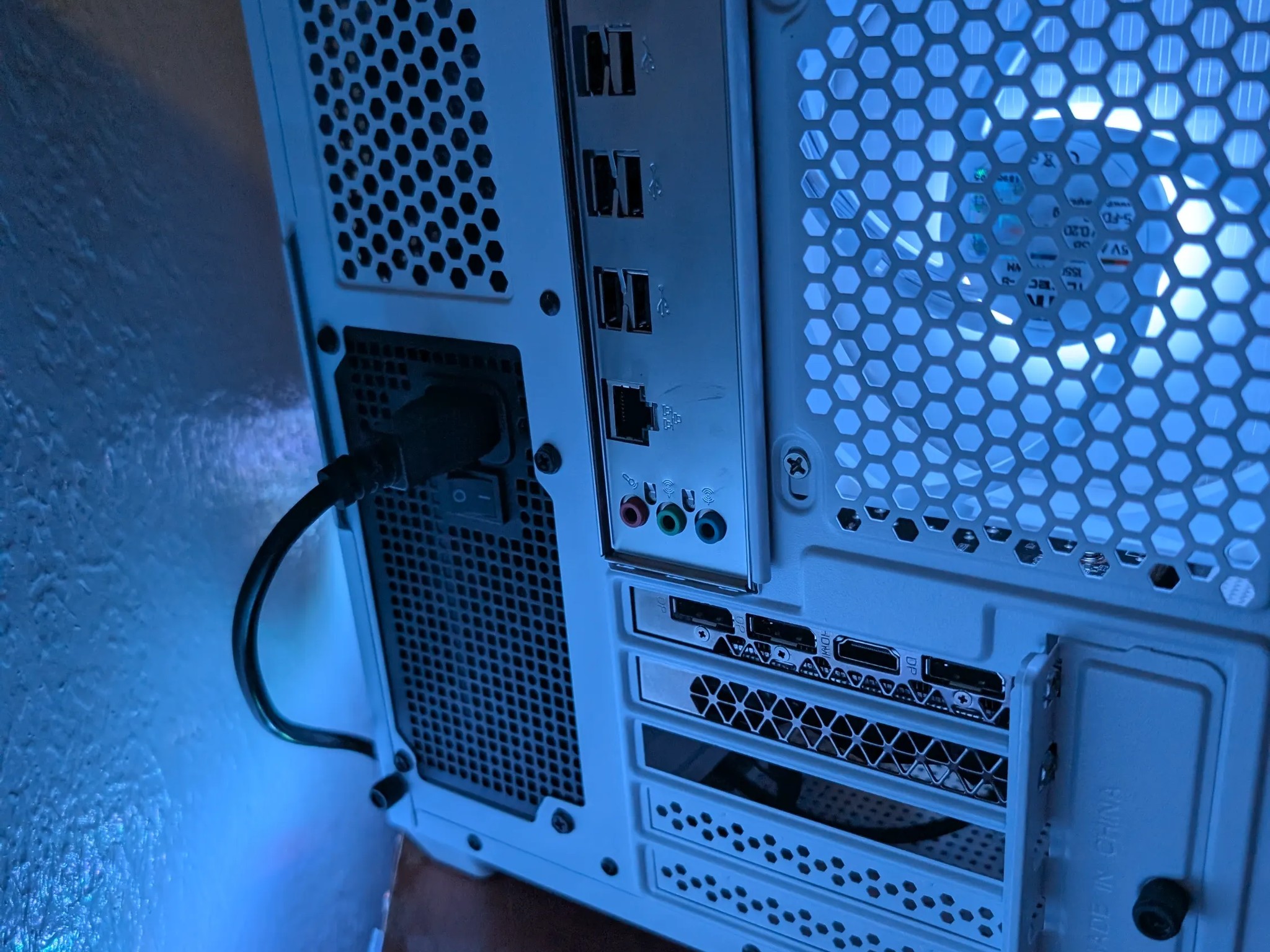 1660 Super, Ryzen 7 1700X Intel Equivalent, 16 GB RAM, 500 GB NVME SSD