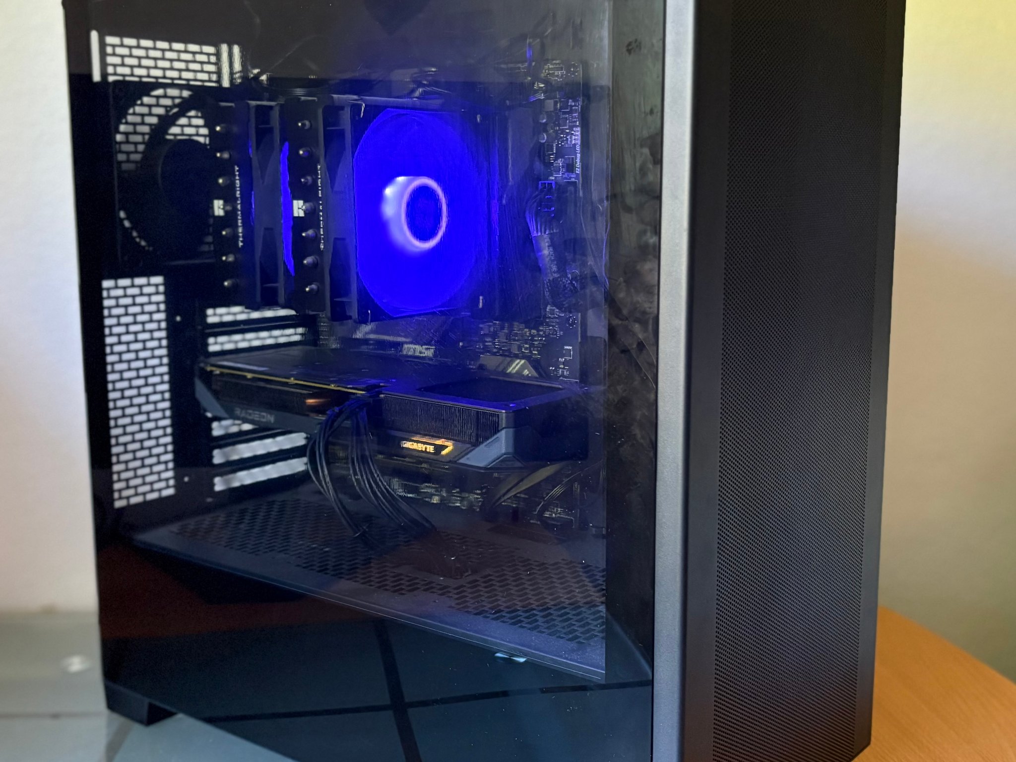 Sleek Black Gaming and Productivity PC (32GB of 6000MHz DDR5 RAM)