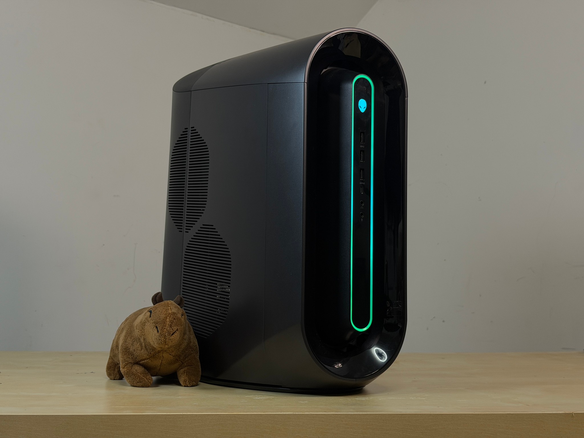 FREE SHIP | Intel i5 10400 | RX 5600 XT | 16GB RAM | 500gb SSD - WIFI + BT | 💙 1080p Gaming PC 💙