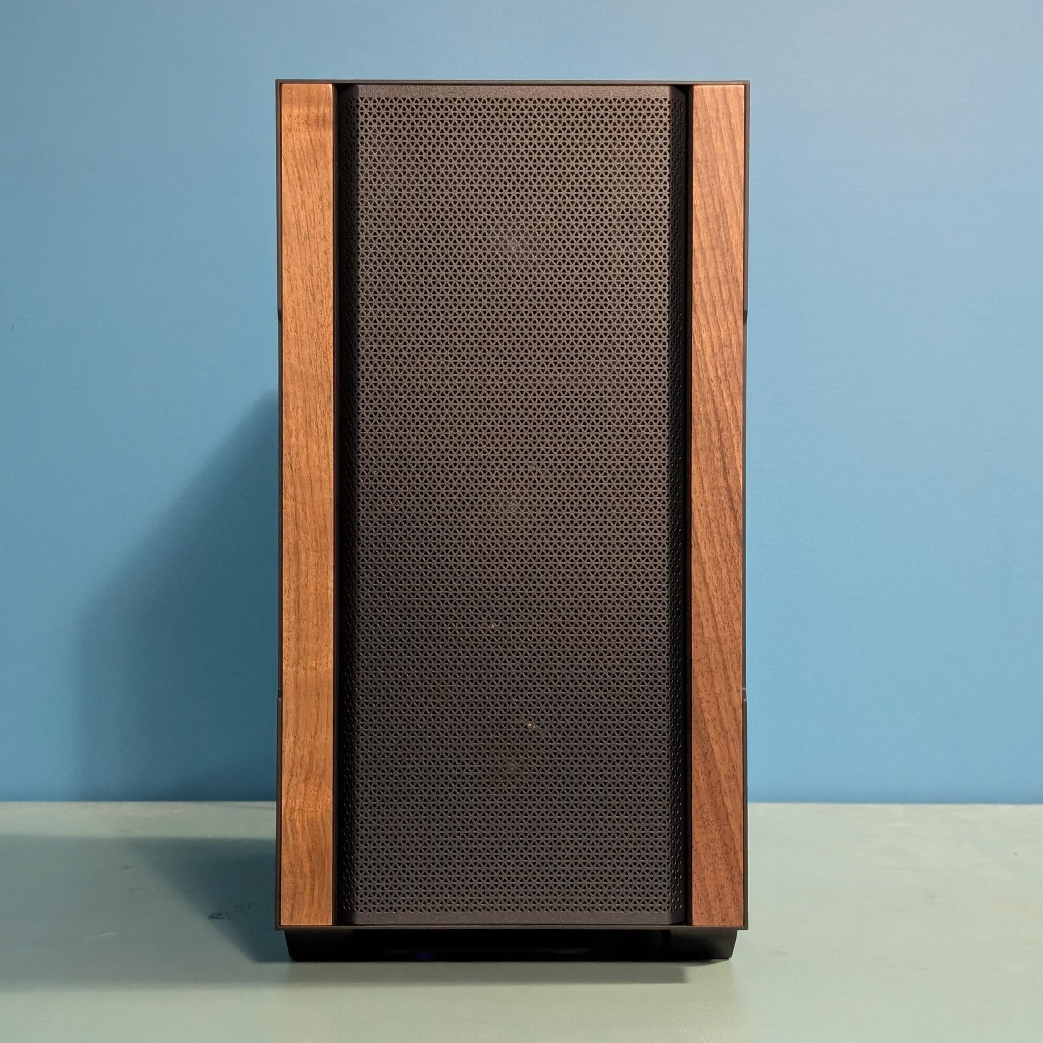 Classy Gaming PC | Ryzen 5 5600, RX 6700 XT, 32GB RAM, 1TB NVMe | SteamOS Compatible
