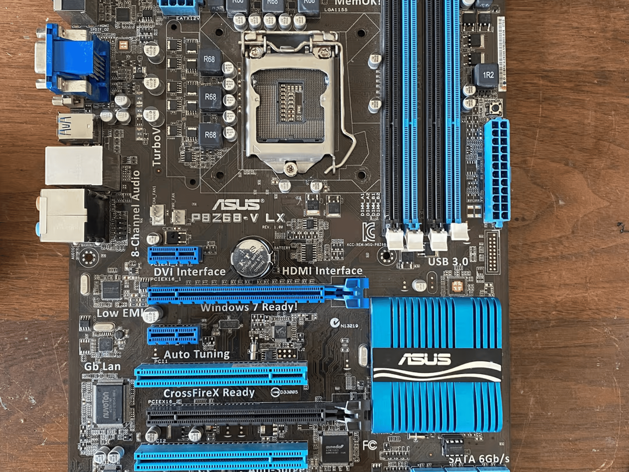 [BROKEN] Asus LGA 1155 motherboard