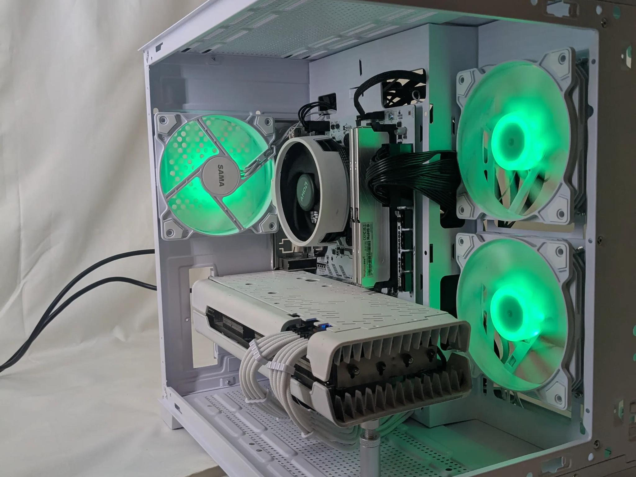 Ryzen 7 | RX 5700 | 16 GB RAM | Windows 11 home