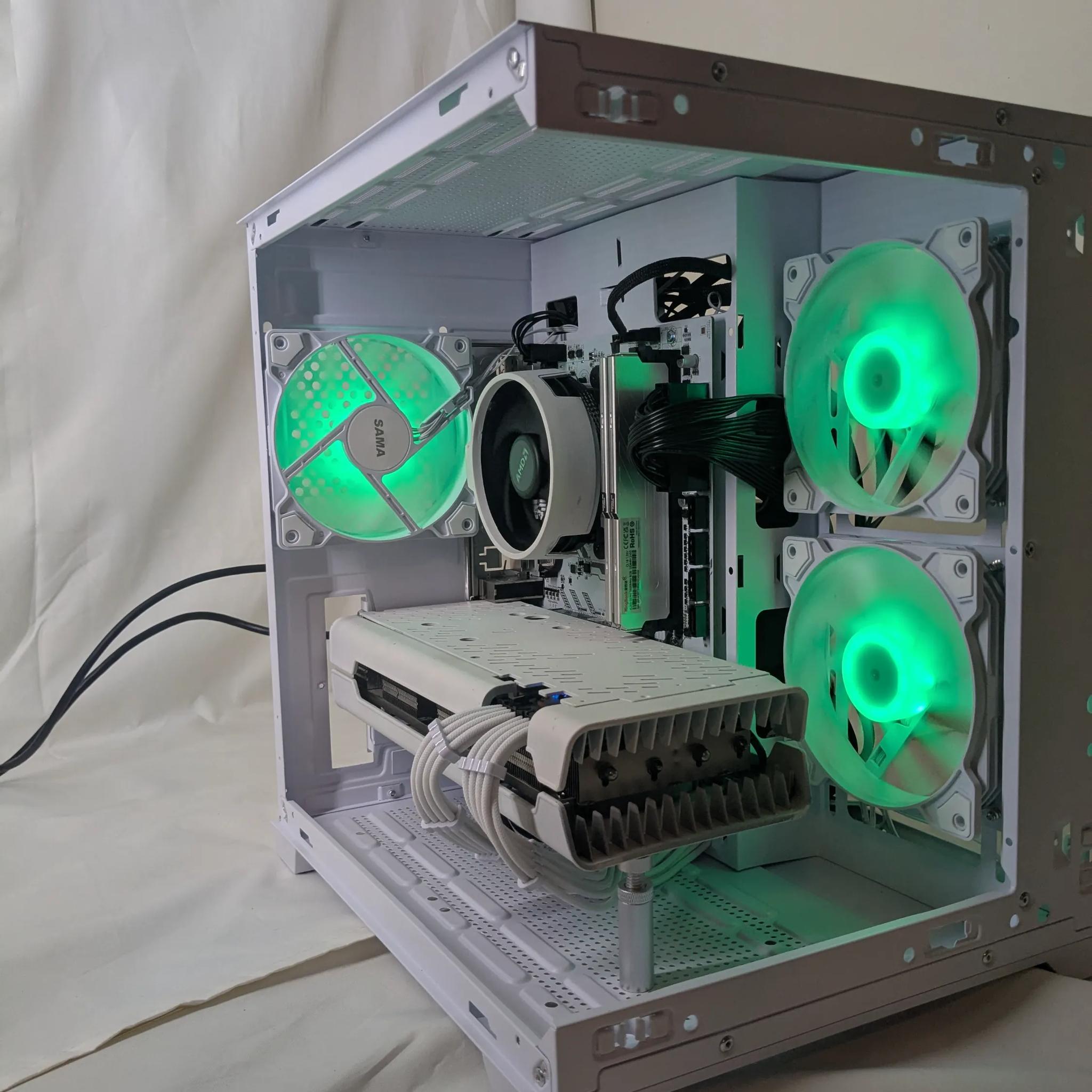 Ryzen 7 | RX 5700 | 16 GB RAM | Windows 11 home