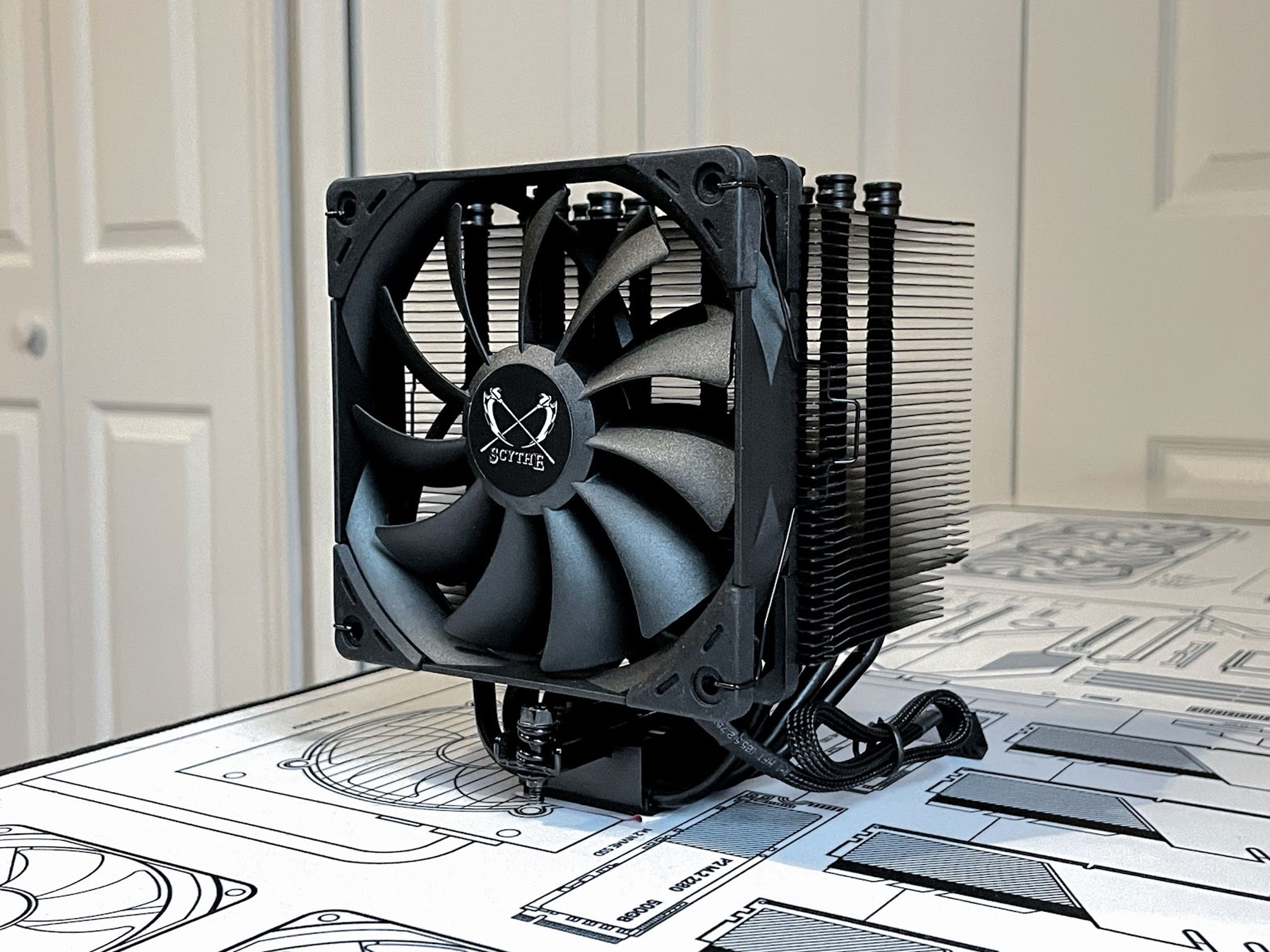 Scythe Mugen 5 Black Edition (SCMG-5100BE) + 2x Arctic P12 PST PWM Case Fans & 8g MX-4 Thermal Paste