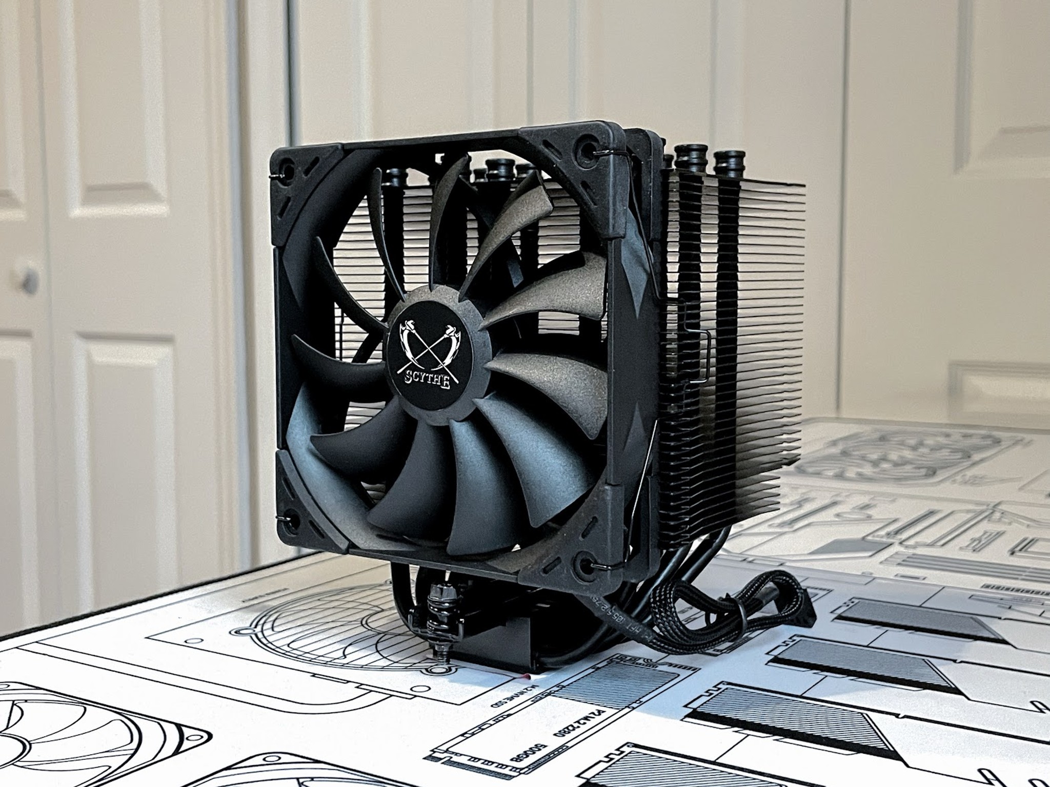Scythe Mugen 5 Black Edition (SCMG-5100BE) + 2x Arctic P12 PST PWM Case Fans & 8g MX-4 Thermal Paste