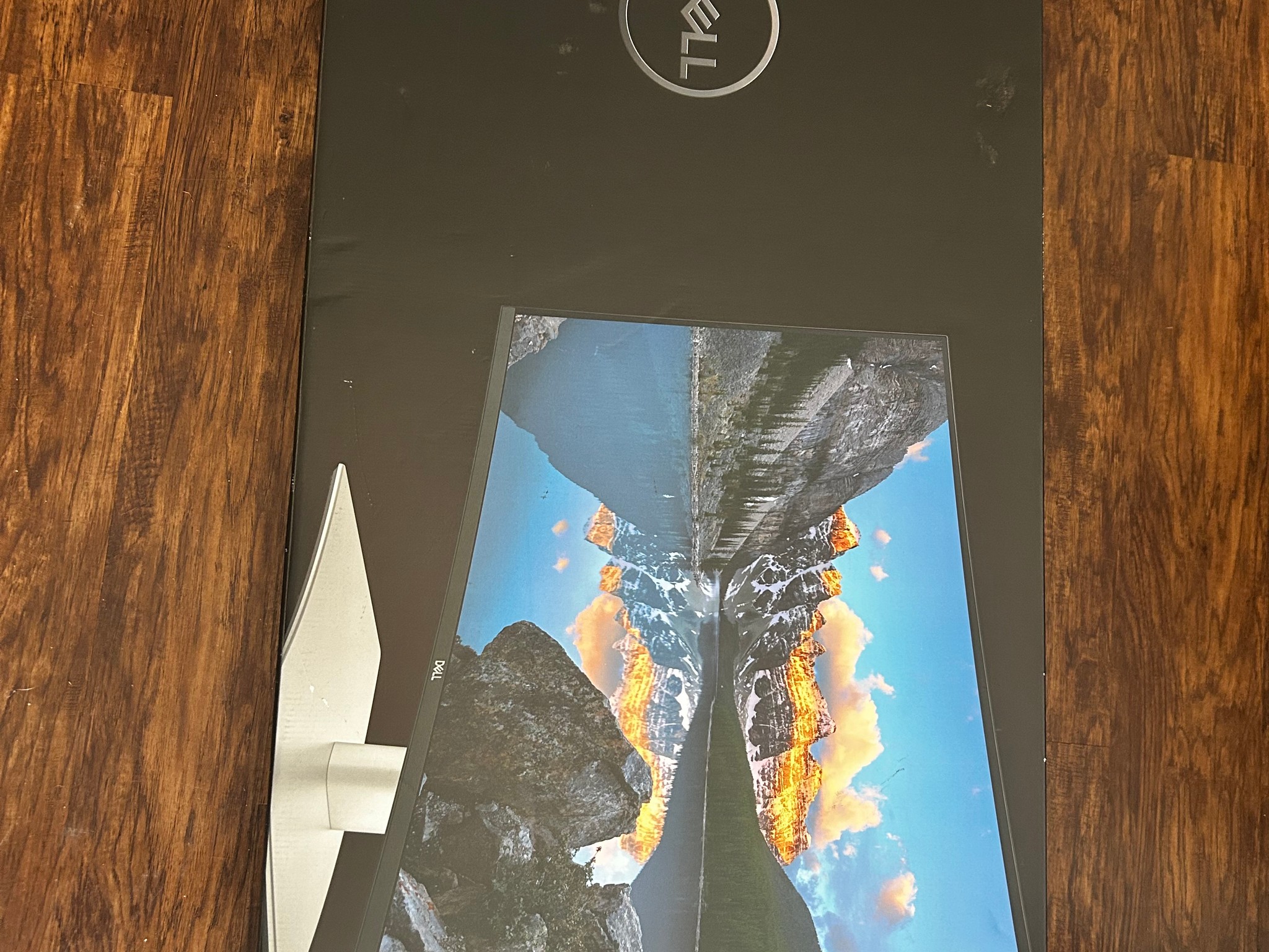 BRAND NEW Dell UltraSharp 40” 5K (5120x2160) Curved Thunderbolt Hub Monitor ($2,499 MSRP)  (U4025QW)