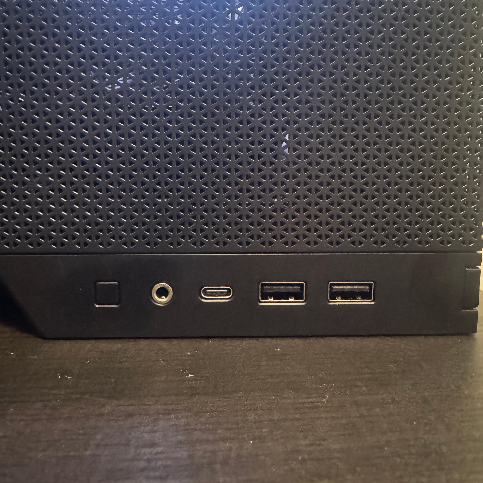 Ryzen 7 2700x | Arc A750| 16GB RAM | NVME SSD | WIFI