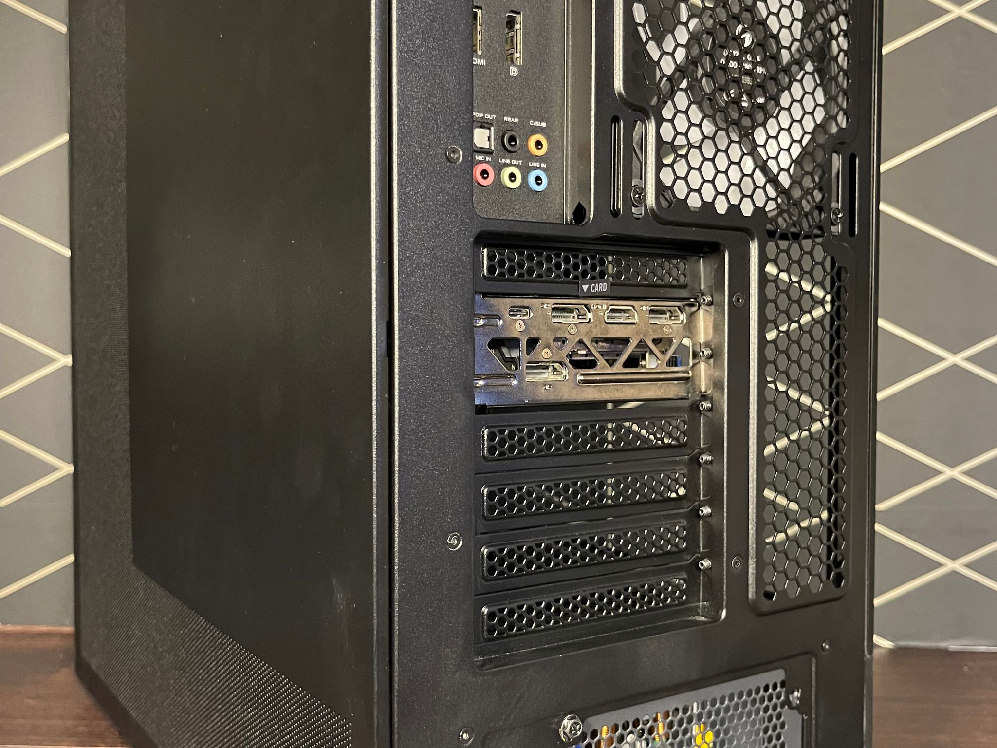 🌟Gaming PC/ RTX 2080/ Ryzen 7 5700/ 16Gb RAM/ 1Tb/ Liquid cooled.🌟