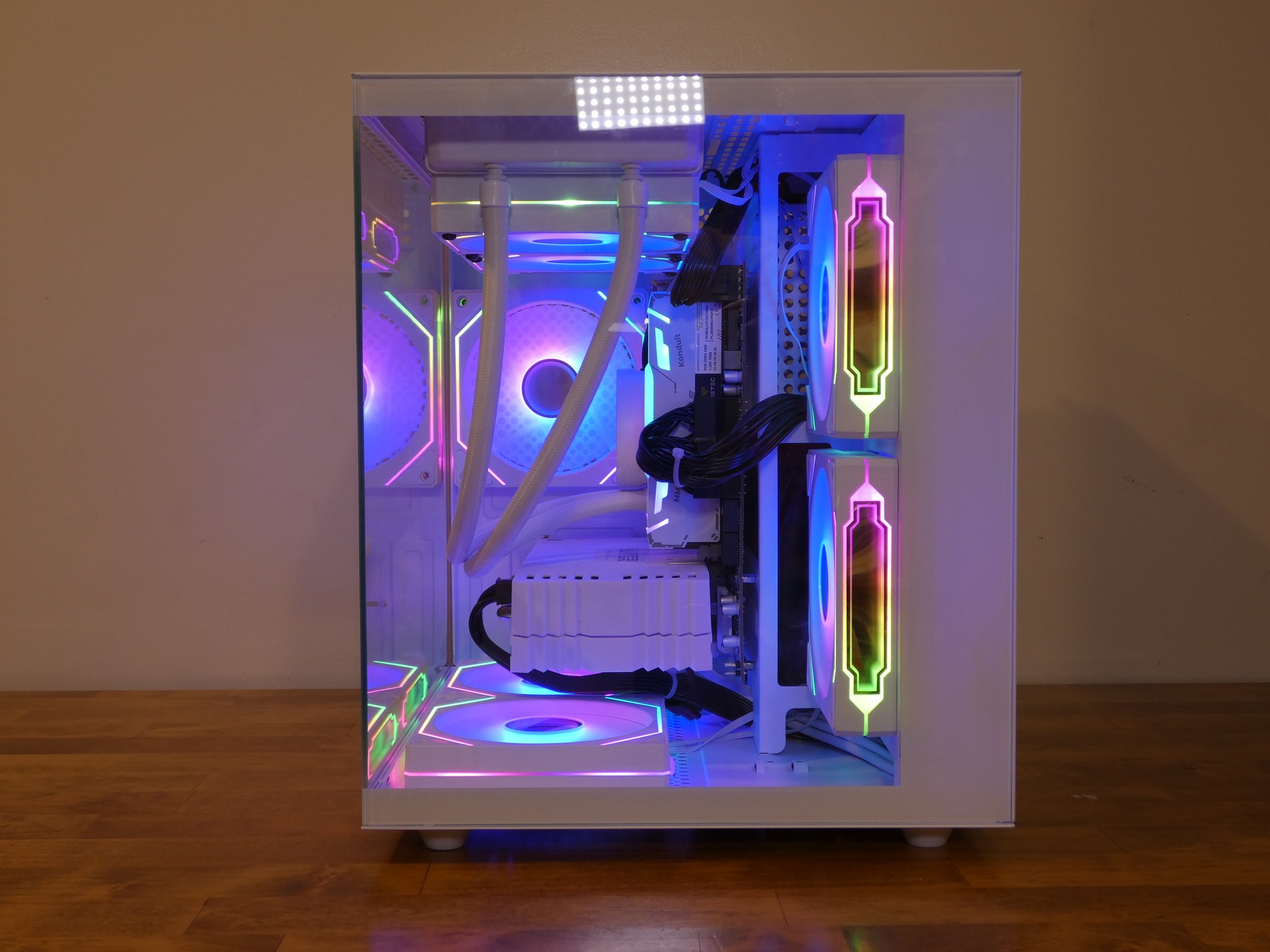 Custom All White Gaming PC | RX 580 8GB | Xeon 12-Core | 32GB RAM | 1TB NVMe SSD | RGB