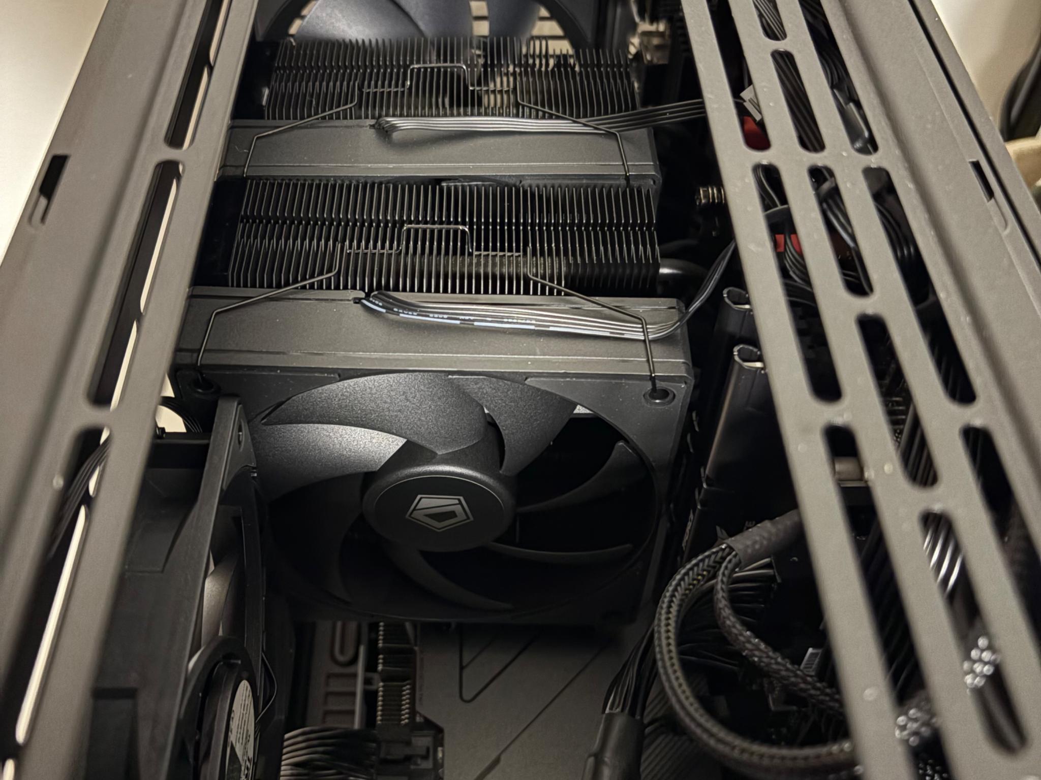 NEW 5700X3D/7800 XT - High-Performance Gaming PC