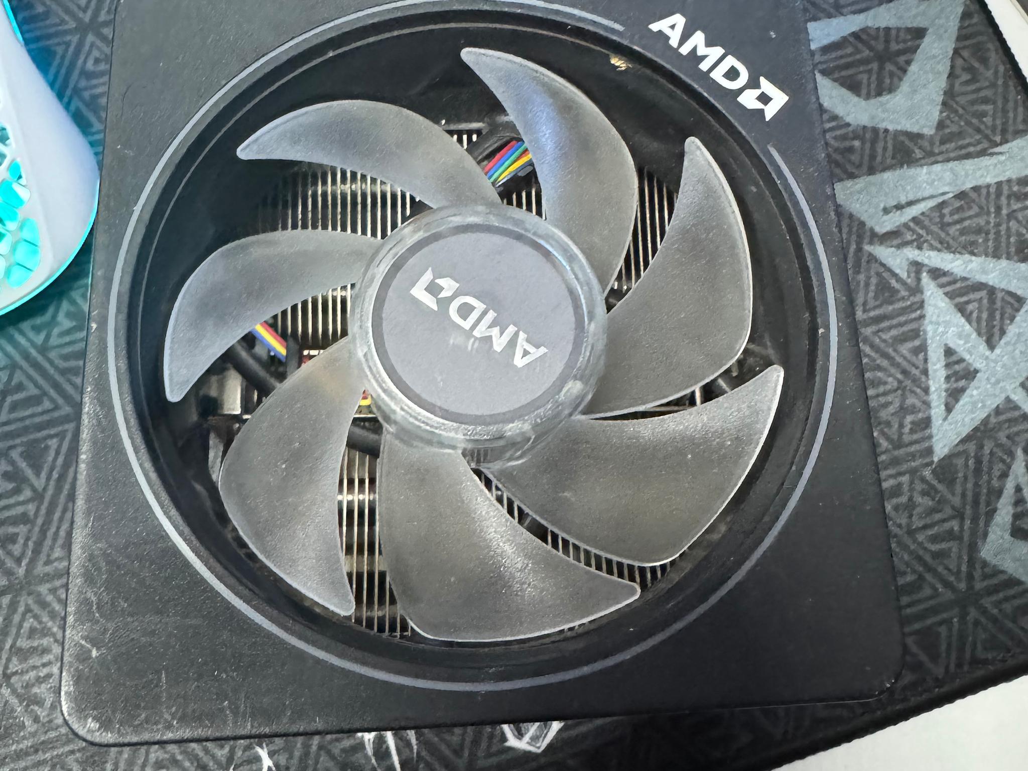 AMD Wraith Spire Cooler’s
