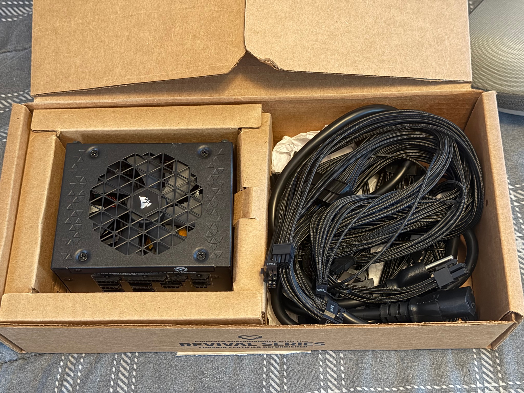 Corsair SF850 80+ Platinum SFX psu