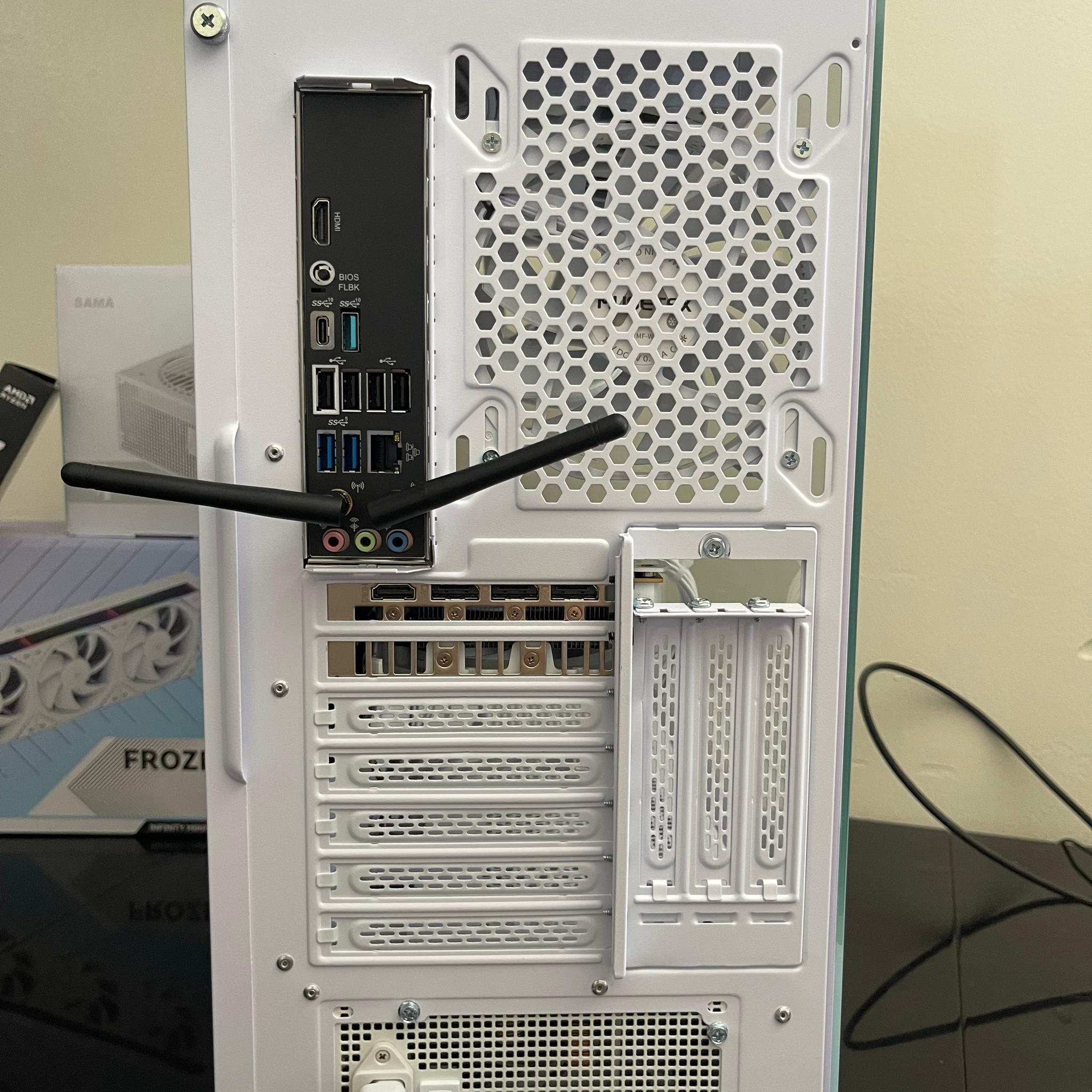 ☃️❄️AM5 Gaming PC / RTX 5060/ Ryzen 7 7700x/ 16Gb DDR5/ 1Tb NVMe/ liquid Cooled