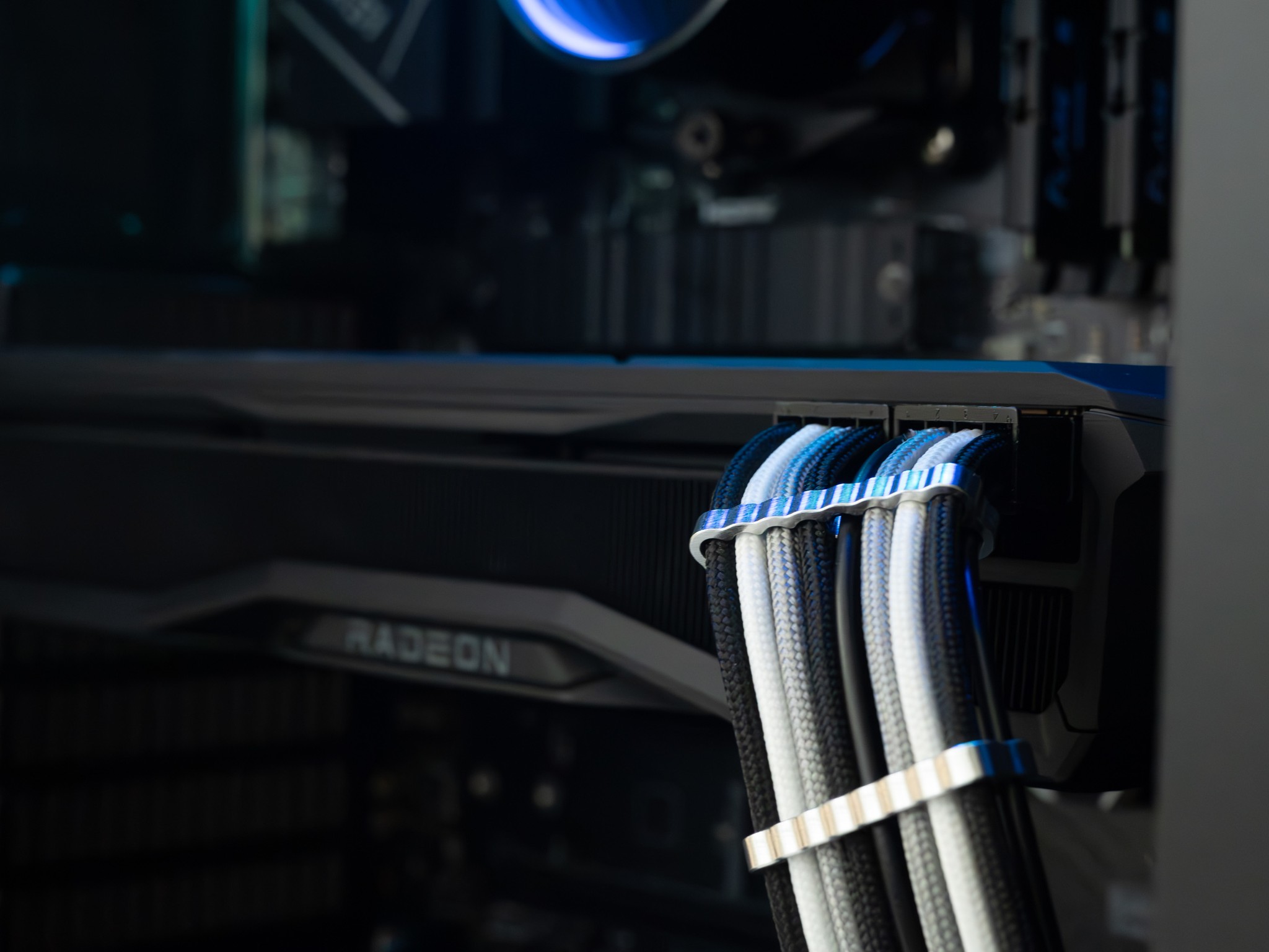 RX 7900 XT, Ryzen 7 7700, 32gb 6000mhz, 2TB NVME, WiFi, High End 1440p/4k Gaming PC