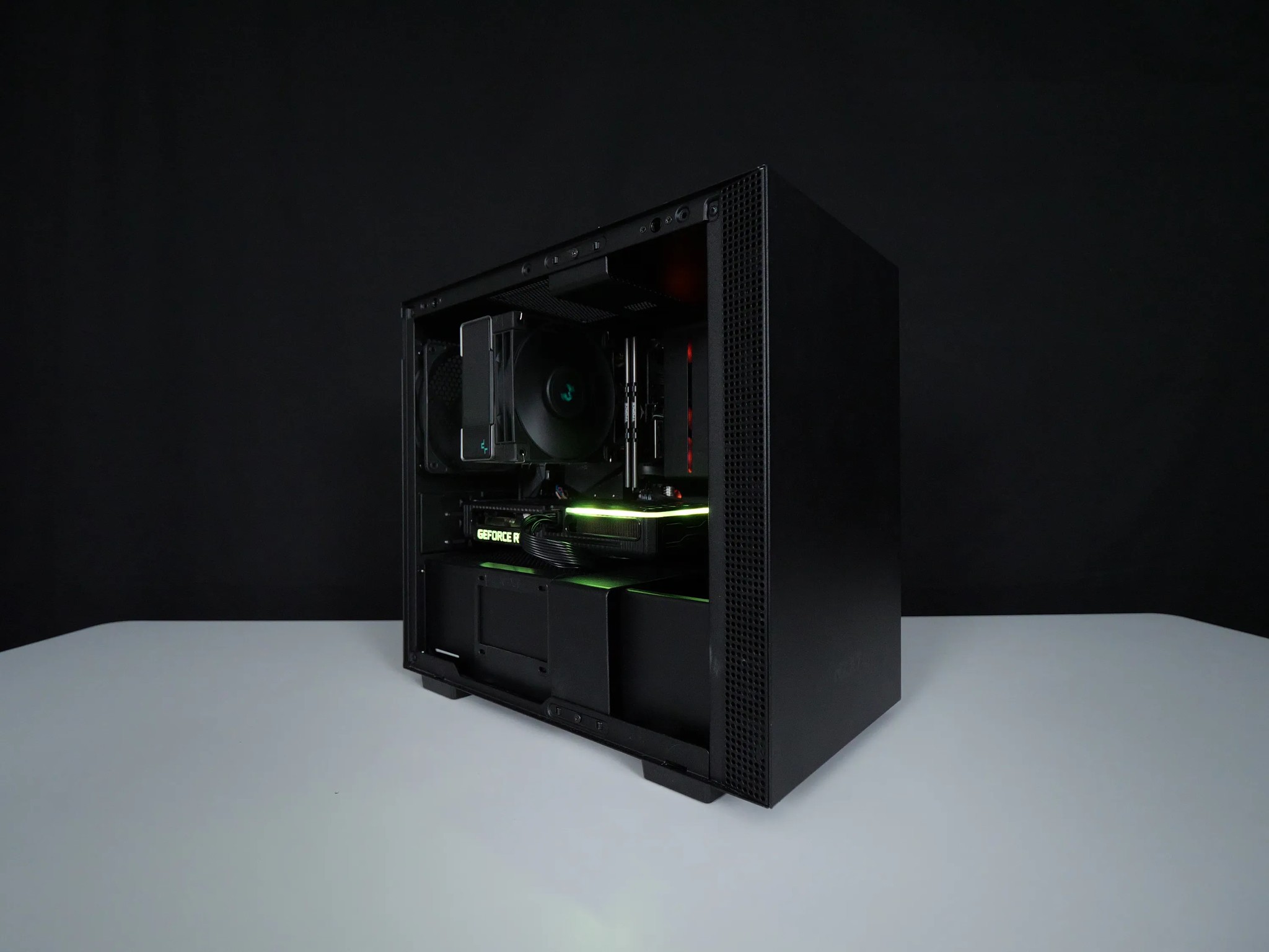 Clean 1080-1440p Gaming/Streaming PC