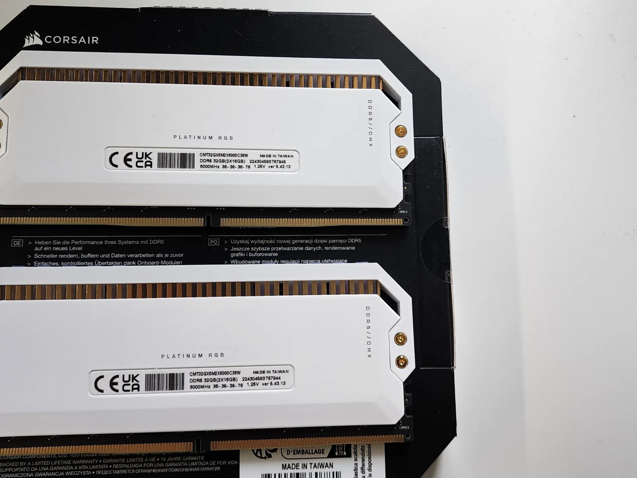 Corsair Dominator Platinum RGB DDR5 6000MHZ 32GB Intel XMP Ready WHITE