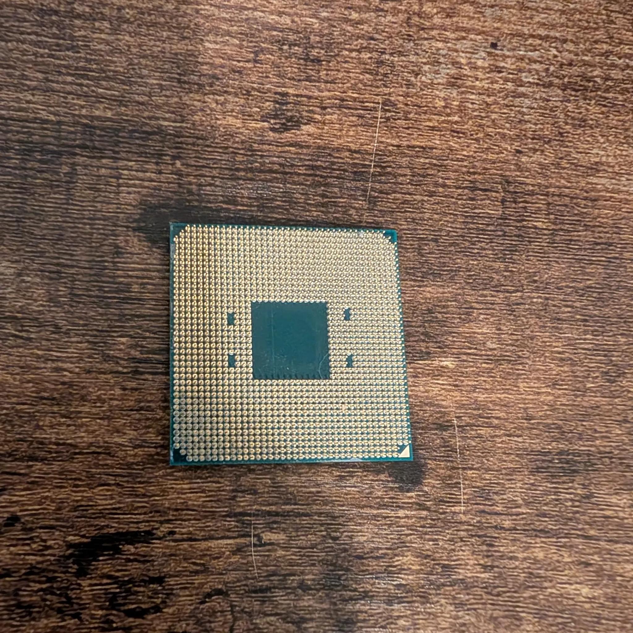 AMD Ryzen 5 5600X