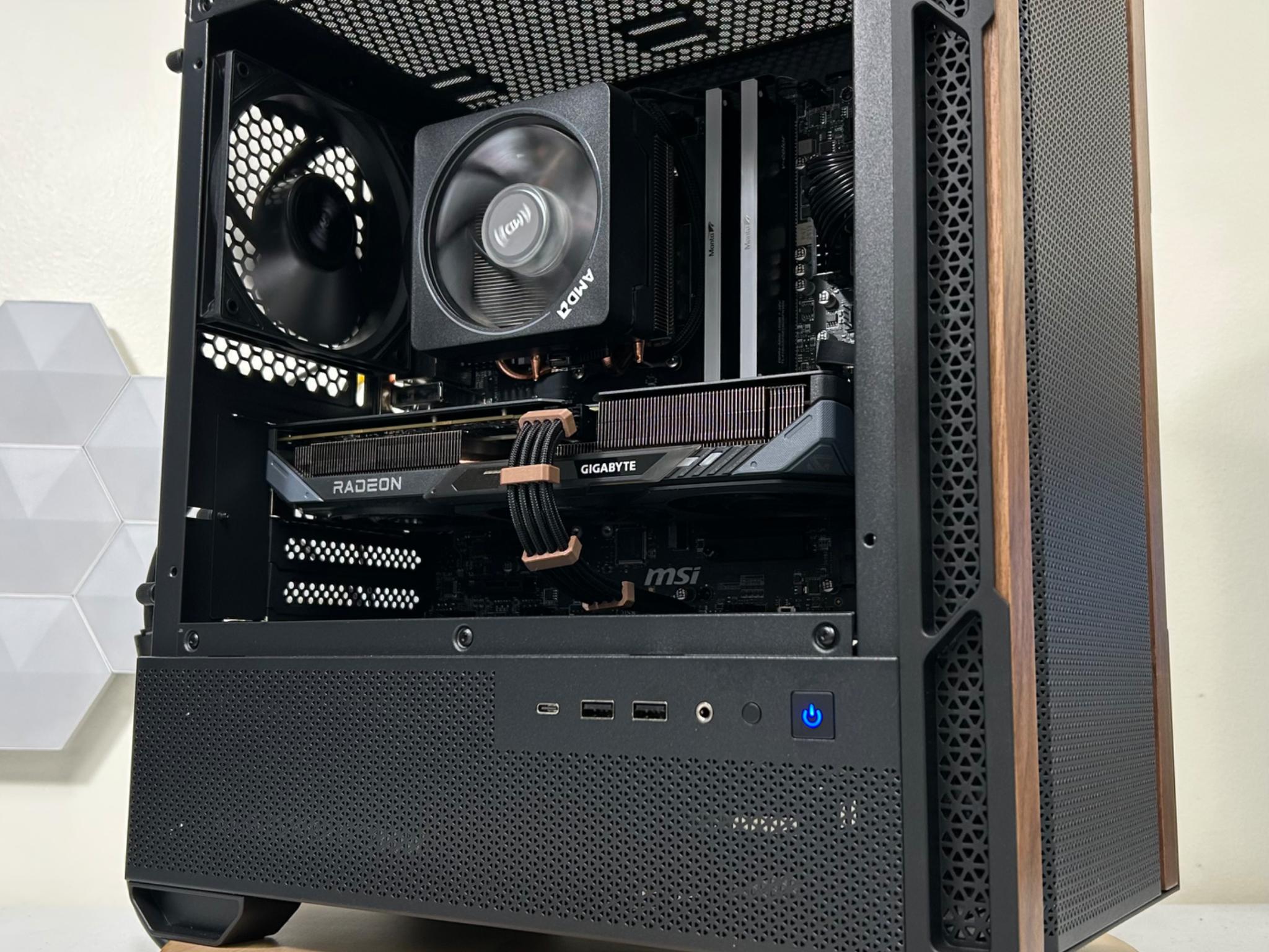 🌳 "Cypress Blaze" - Ryzen 7 5800 XT - RX 9060 XT 16GB - 32 GB - 1TB