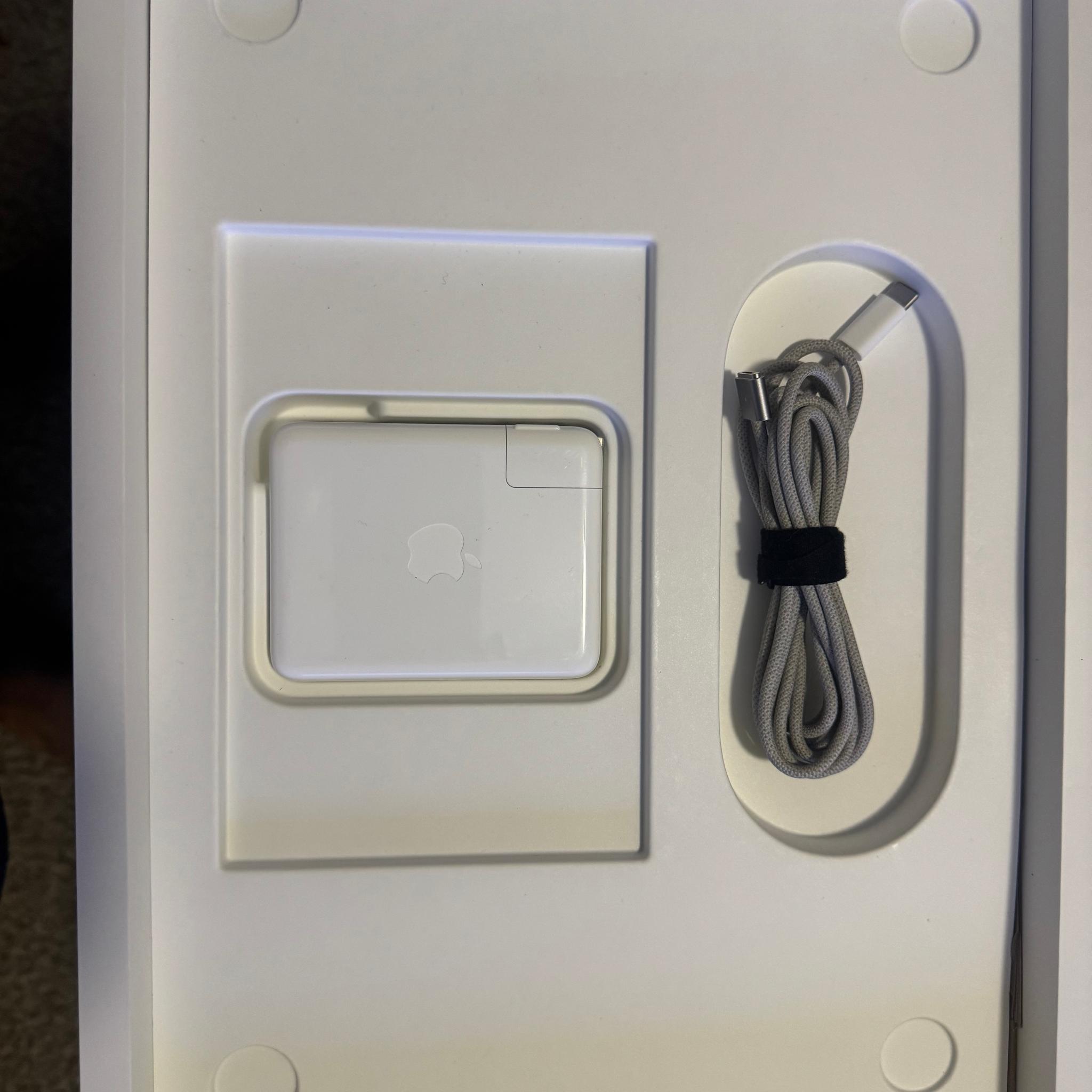 MacBook Pro - (M2 Pro, 16GB, 512GB SSD)-New, Open Box