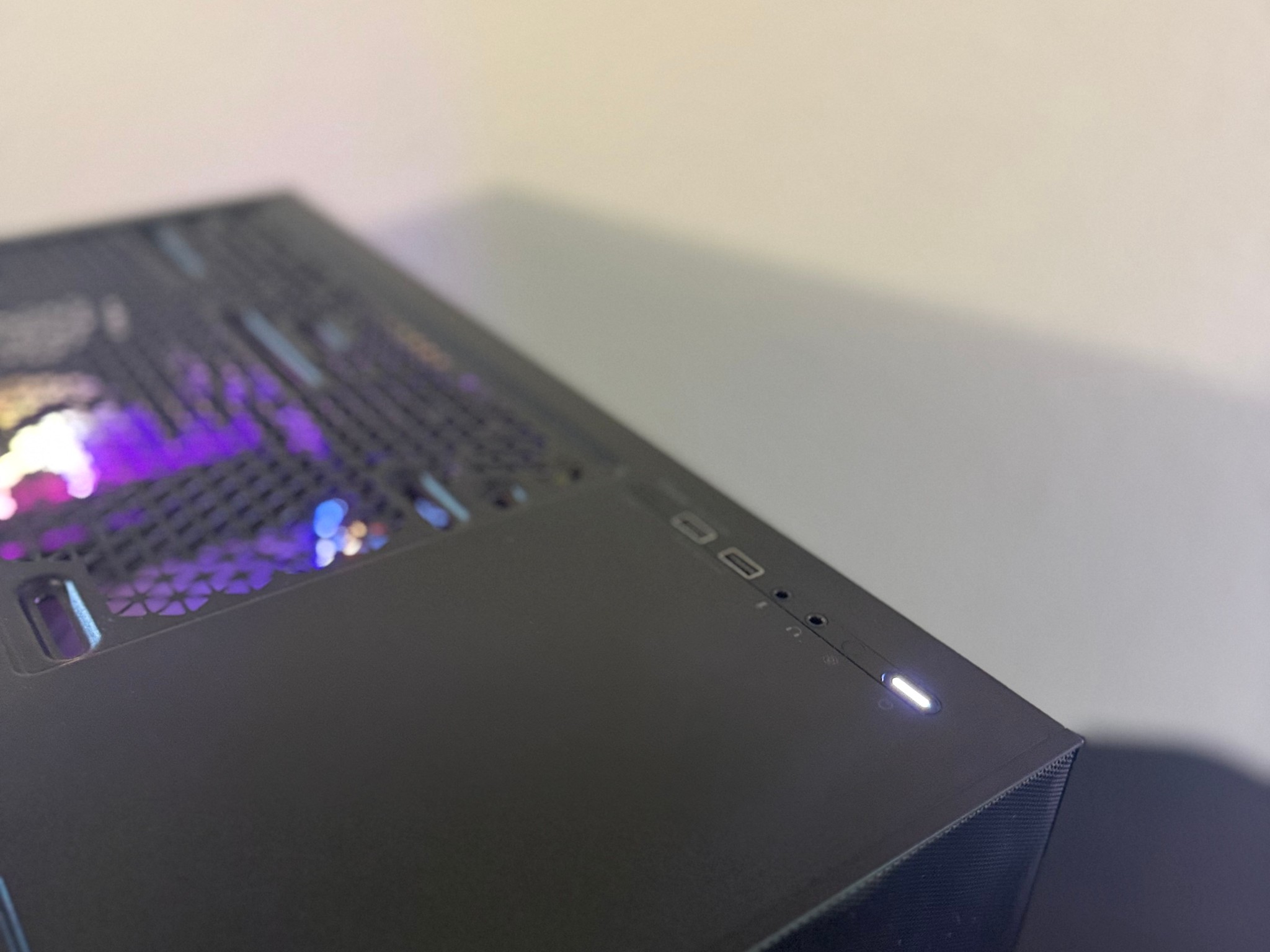 High End Gaming PC | RTX 4070 | Intel i7-12700K | 32GB RAM | 1TB NVME