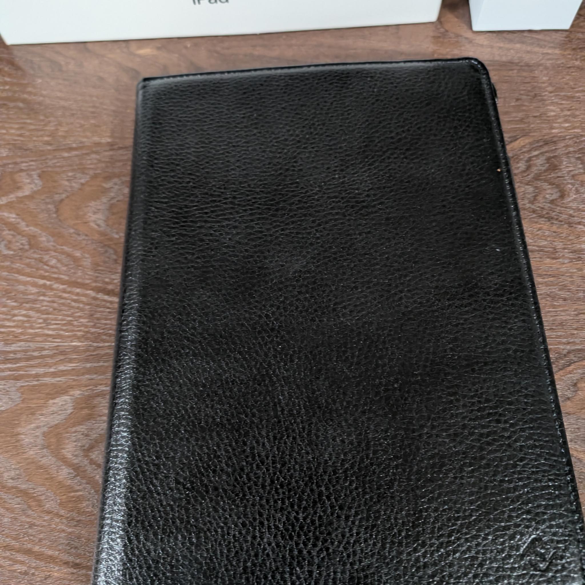Apple - iPad (9th Gen) WITH CASE AND APPLE PEN (1ST Gen)