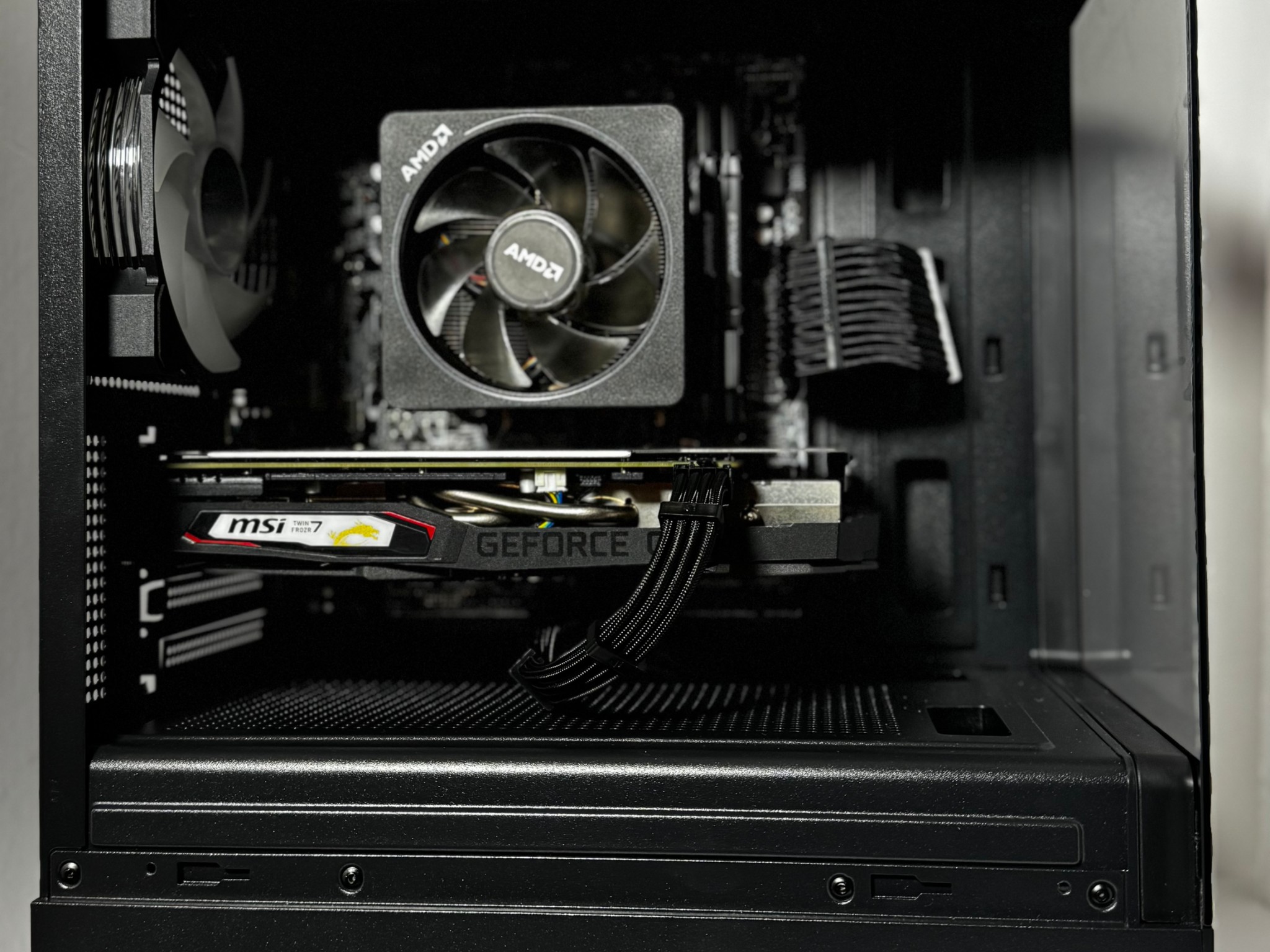 🏴DARKNIGHT🏴 | RYZEN 7 1700X | NVIDIA 1660 | 1TB SSD | 16GB DDR4 | BT/WIFI | WIN 11