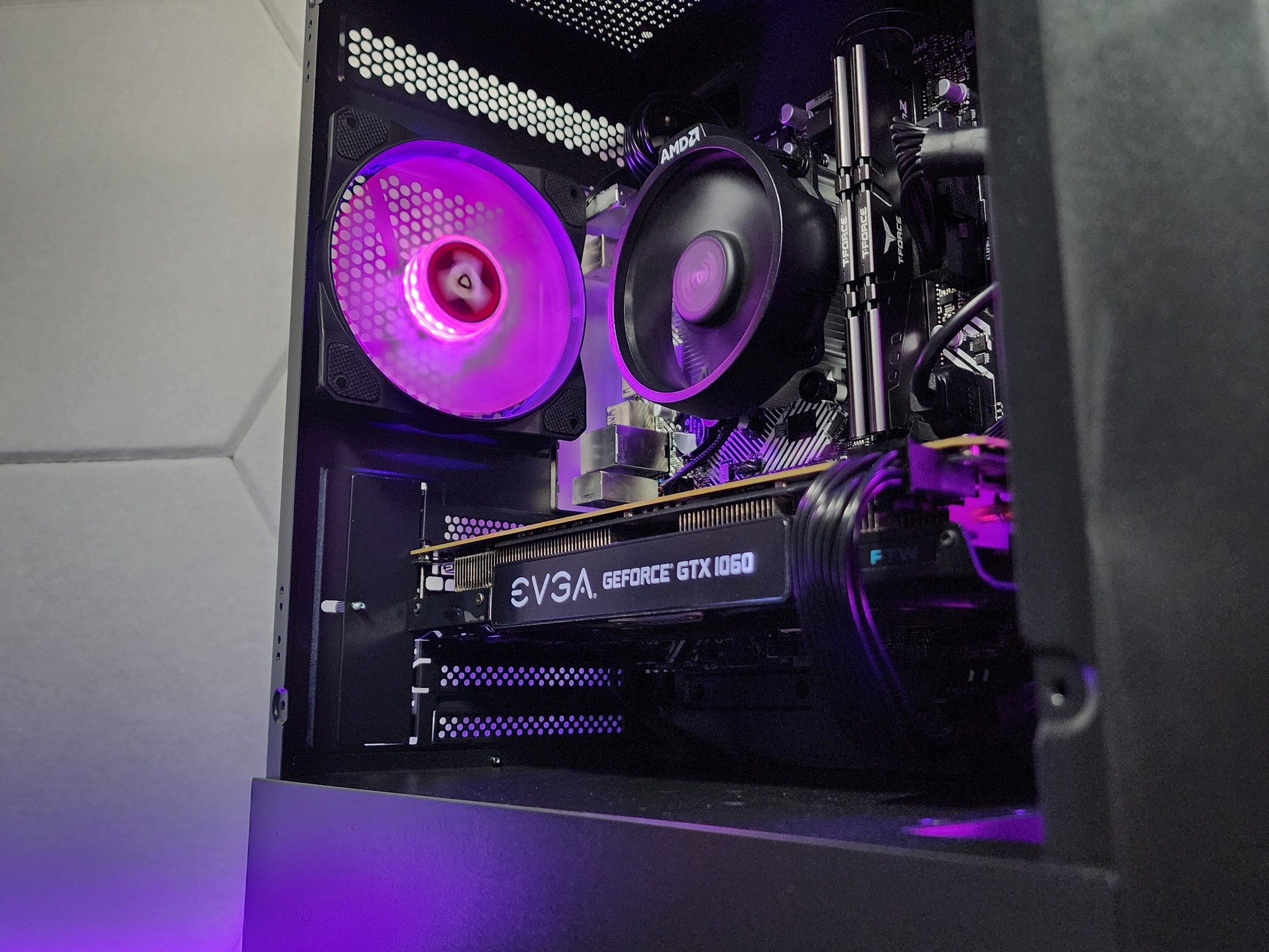🖤💜GTX 1060 // Ryzen 5 1400 // 16GB 3200MHz // 512GB NVMe Gen 3