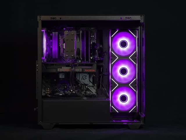 EXT Ember (V7) - Ryzen 7 5700, RX 9060 XT 16GB, 1TB SSD, 32GB DDR4