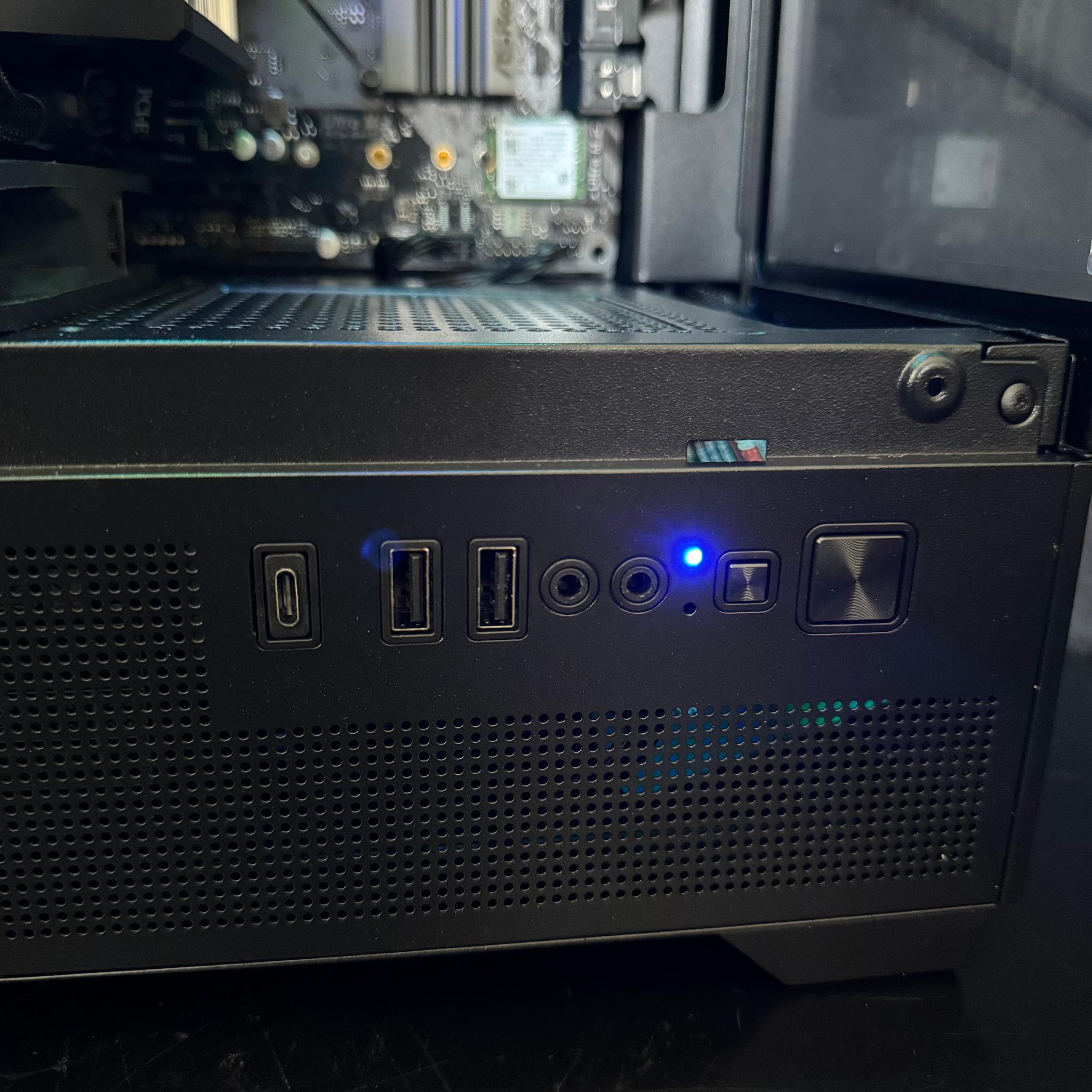GTX 1660TI, Intel i5-9600K, 16GB DDR4, 756GB Storage Gaming PC