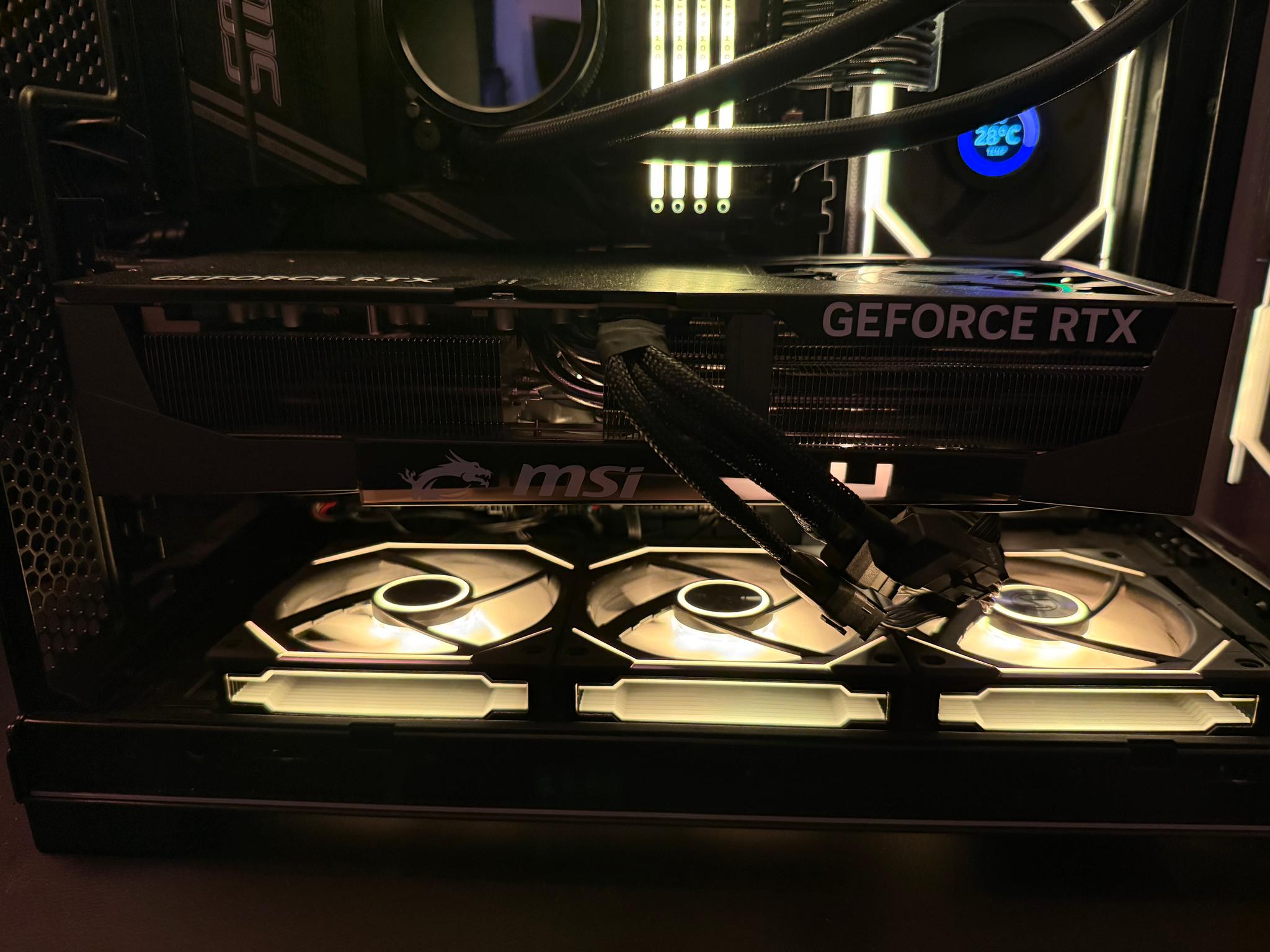 MSI GeForce RTX 5090 32G GAMING TRIO OC - Pristine Condition
