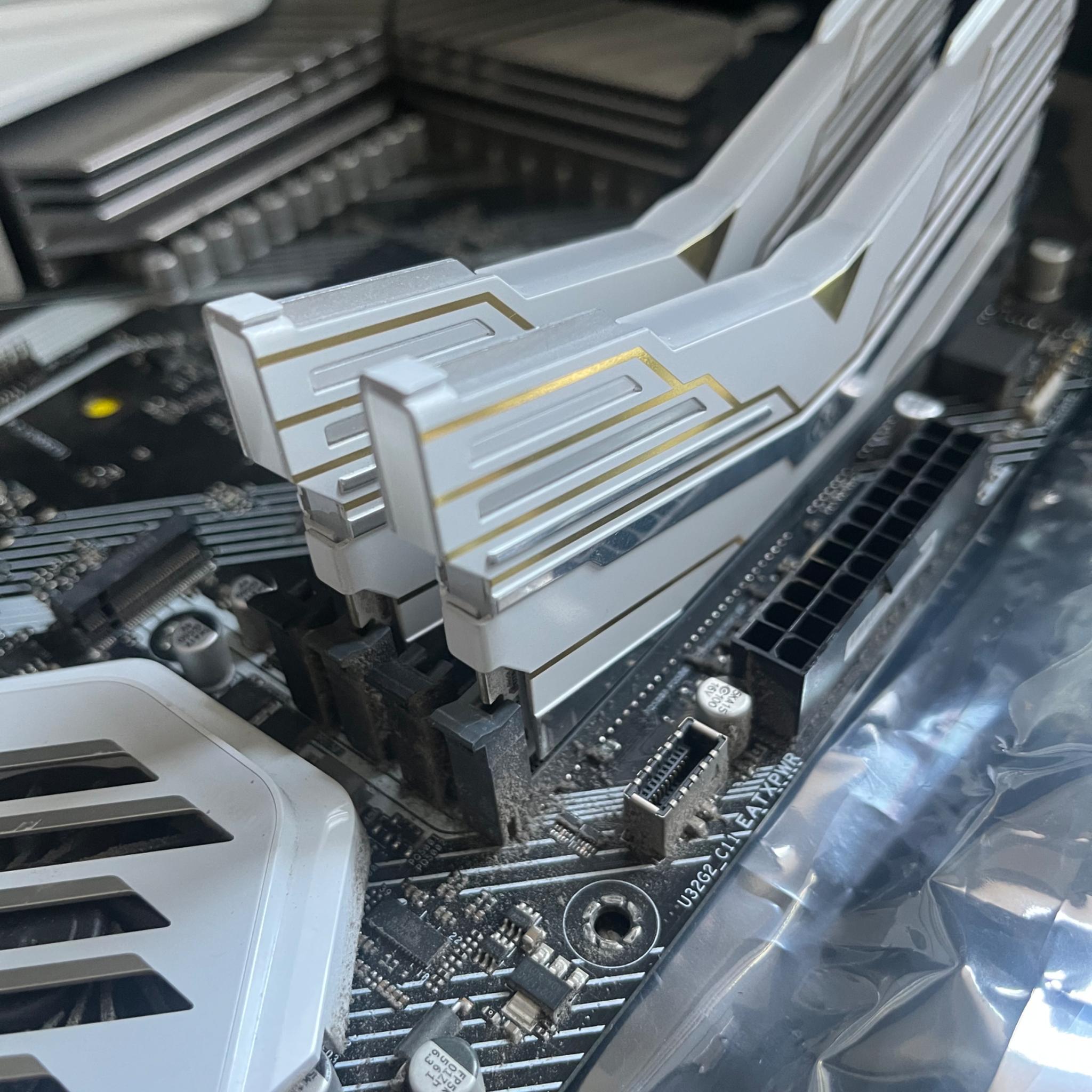 Asus prime x570 pro atx and 64gb of 3600mhz ram