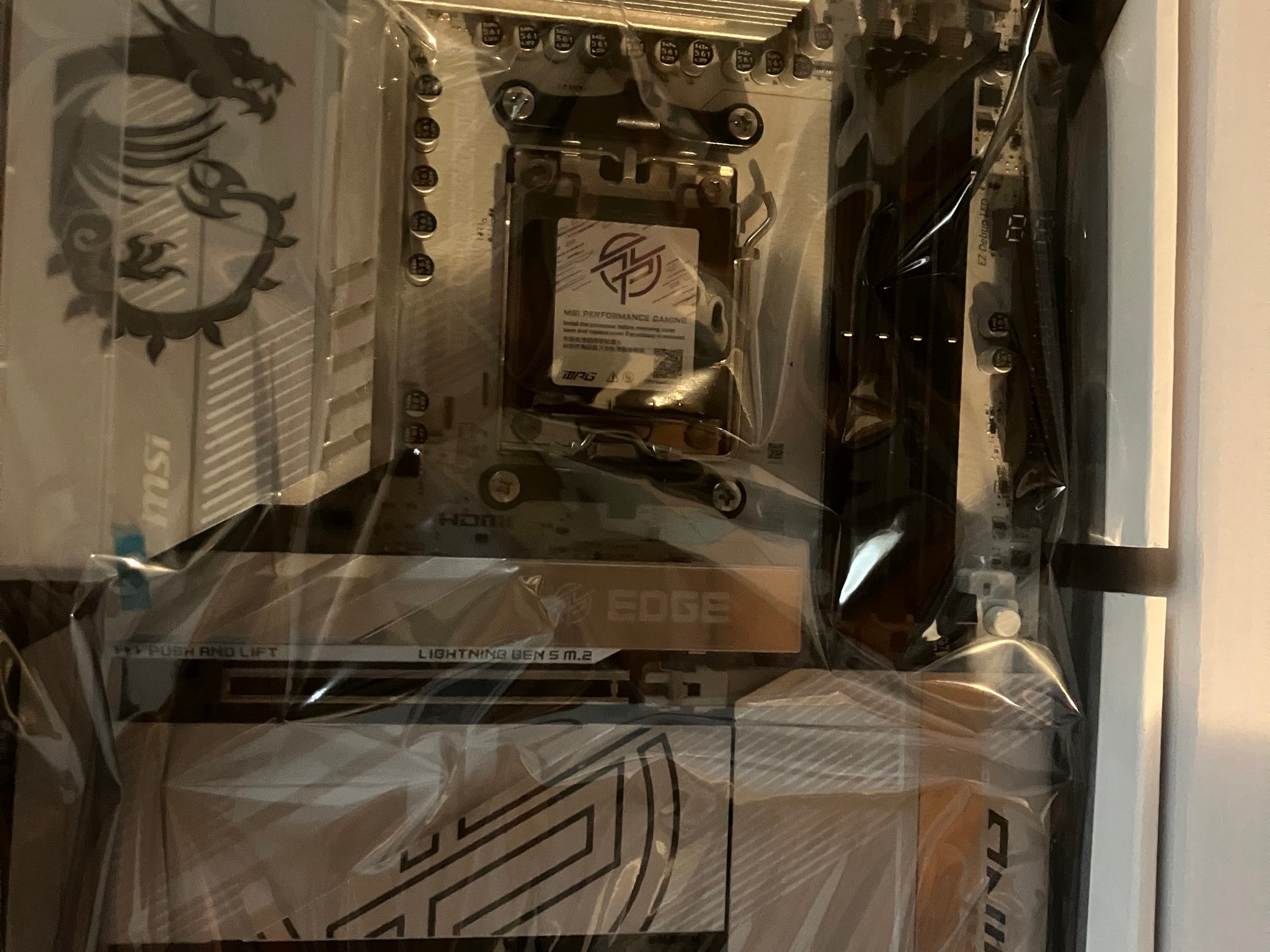 MSI Mag X870E Edge Ti Wifi