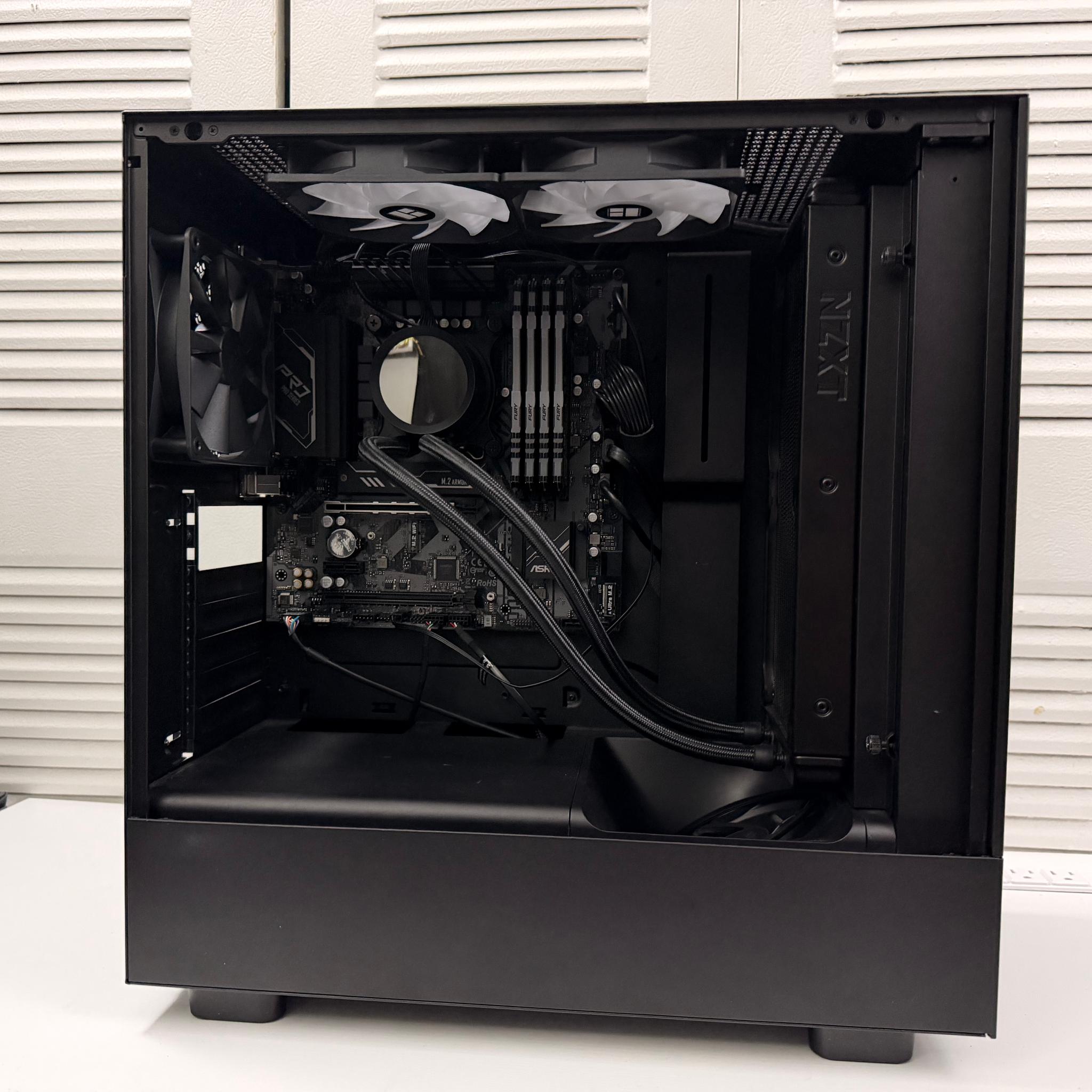 Custom Gaming PC Build – 32GB RGB – Kraken 280 LCD – 750W Gold – Needs GPU + SSD