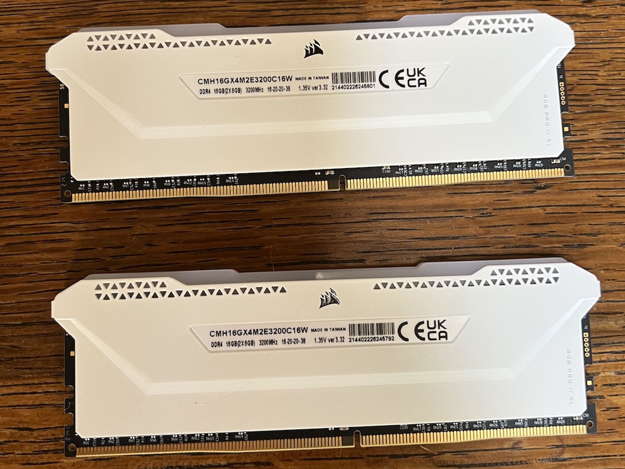 Corsair Vengeance RGB Pro SL 16GB DDR4 3200 CL16