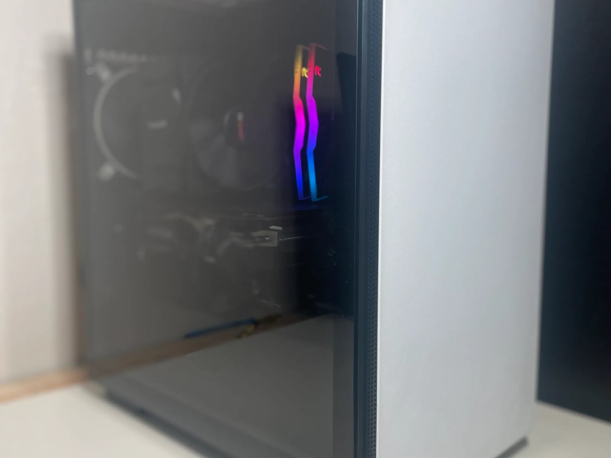 HIGH PREFORMANCE GAMING PC!! RX6700XT/I5 13600KF/16GBDDR4/1TBSSD/650WGOLD/