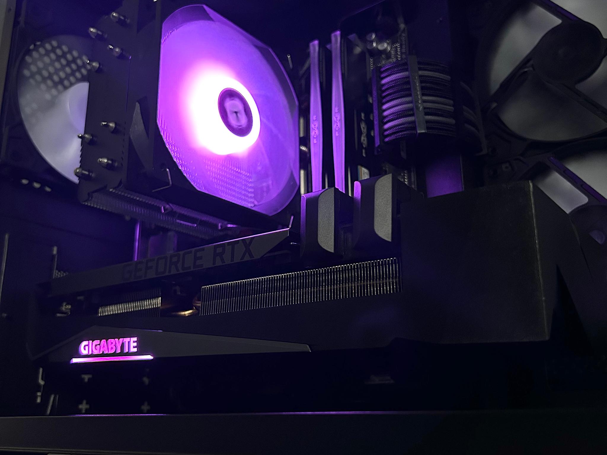 RTX 3070 Ti | Ryzen 7 5700G | 32GB 3200MHz | 1TB Gen4