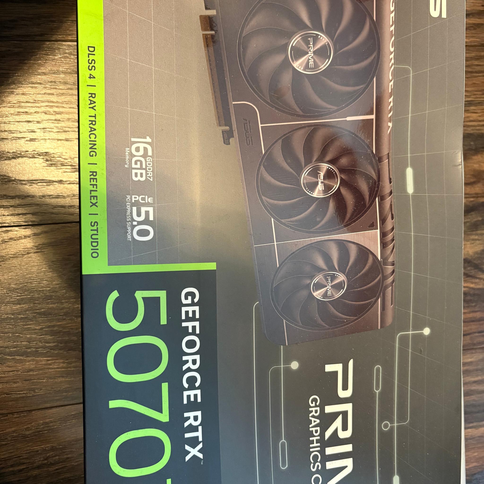 ASUS TUF Gaming GeForce RTX 5070 Ti