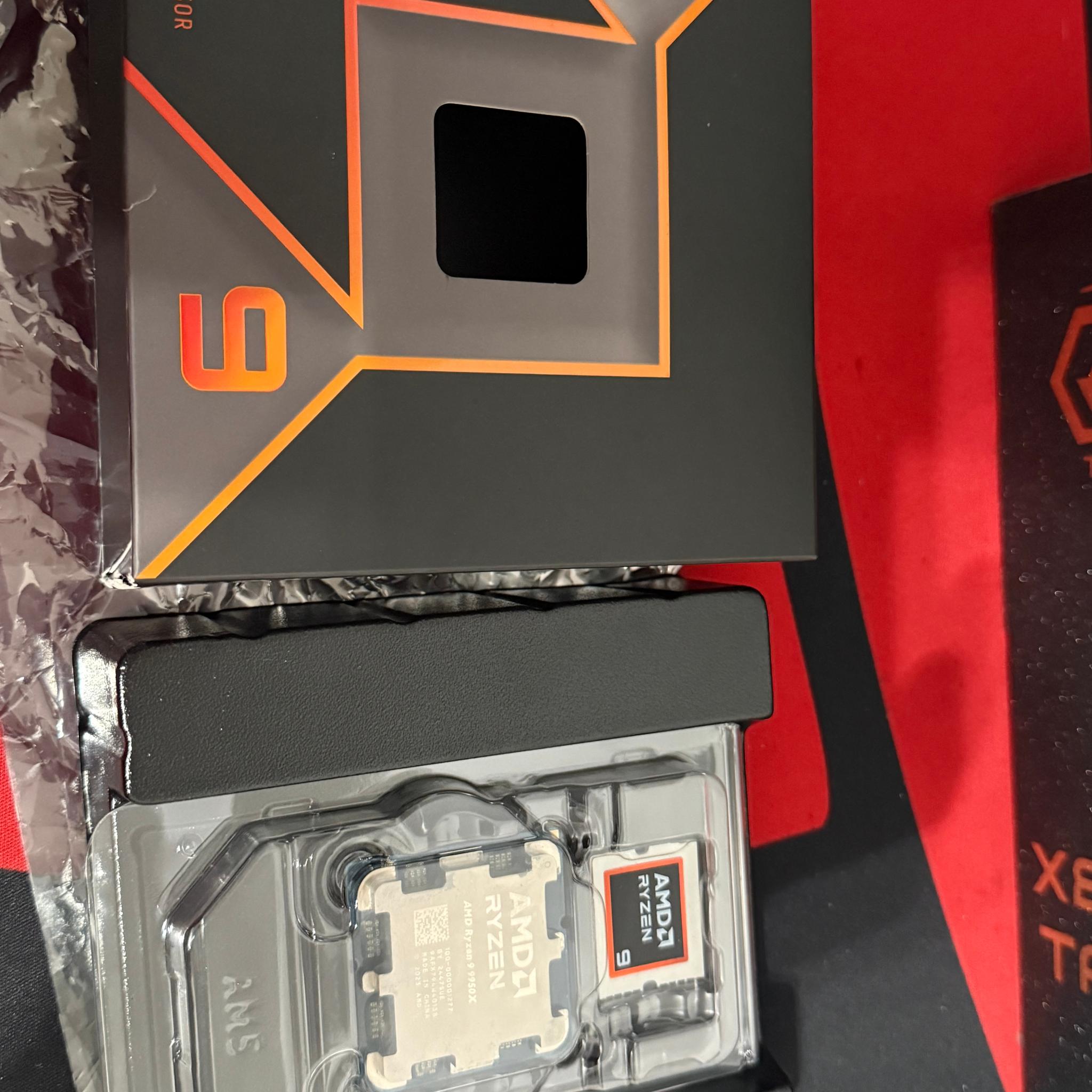 AMD Ryzen 9 9950X