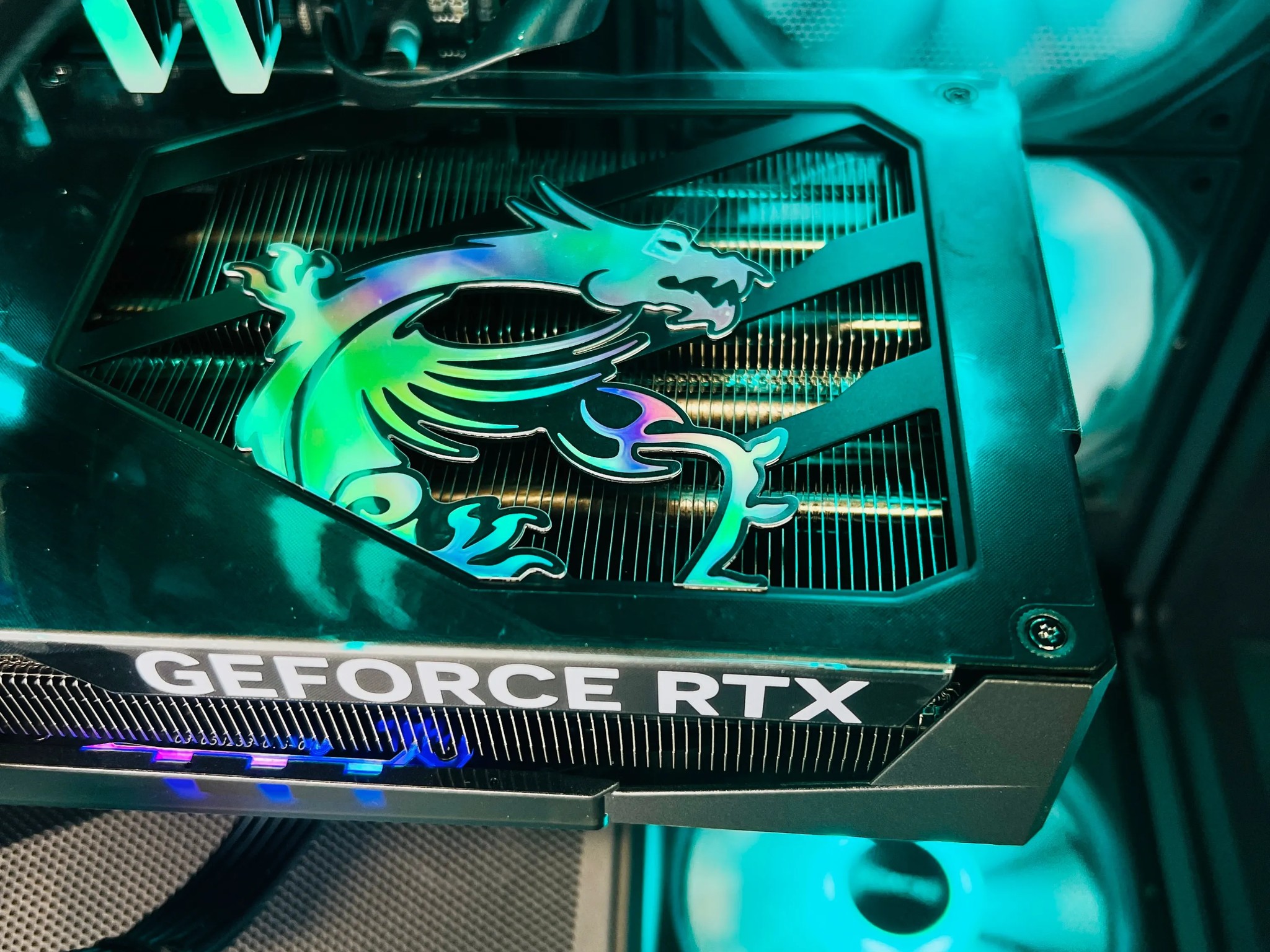 RTX 5070 TI  Ryzen 7800X3D 32GB DDR5 2TB M.2 Win 11 Pro