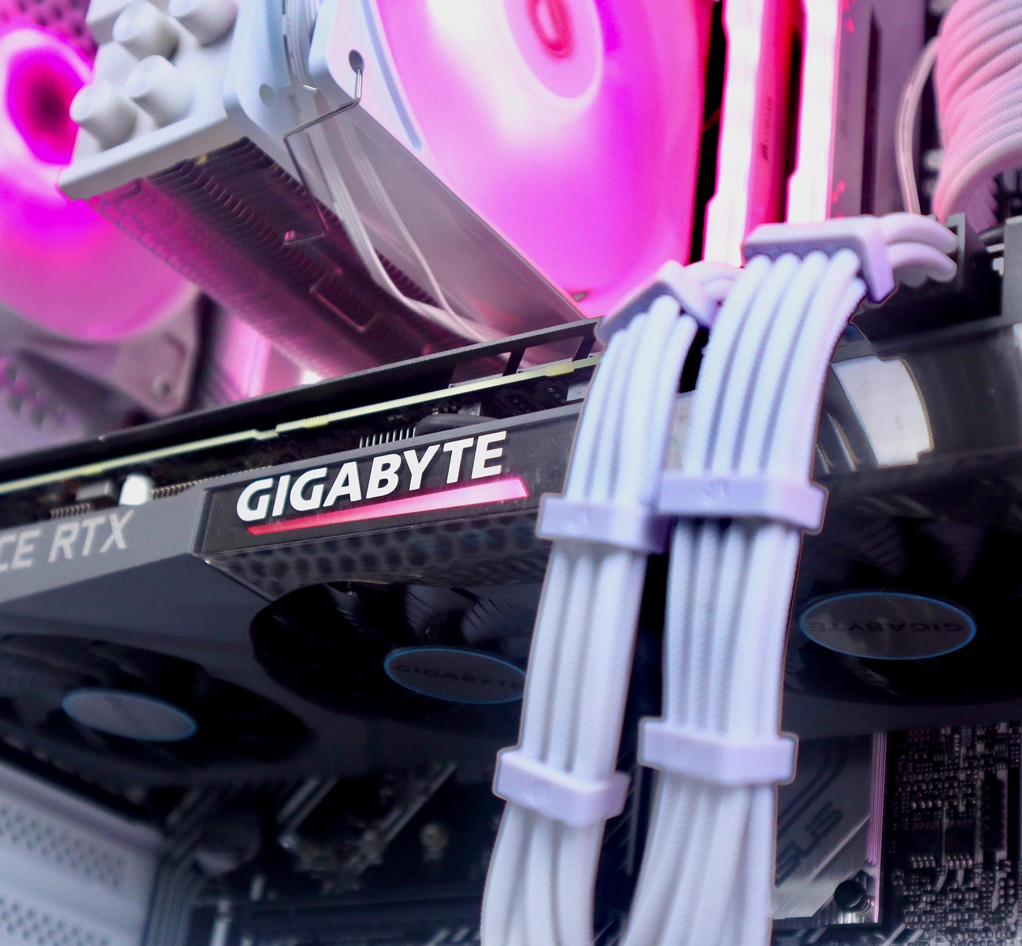 💗🤍💗 Gaming PC | RTX 3070 // Intel i5-11400F // 32GB DDR4 // 1TB NVMe