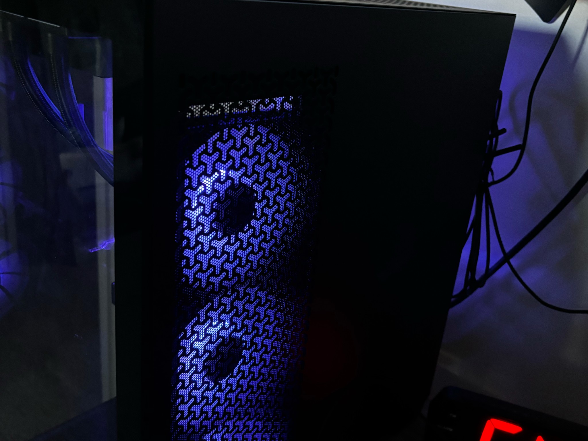 ryzen 5 5600x b550 motherboard 7900xtx phantom 24g asrock gpu 1600 watt evga power supply