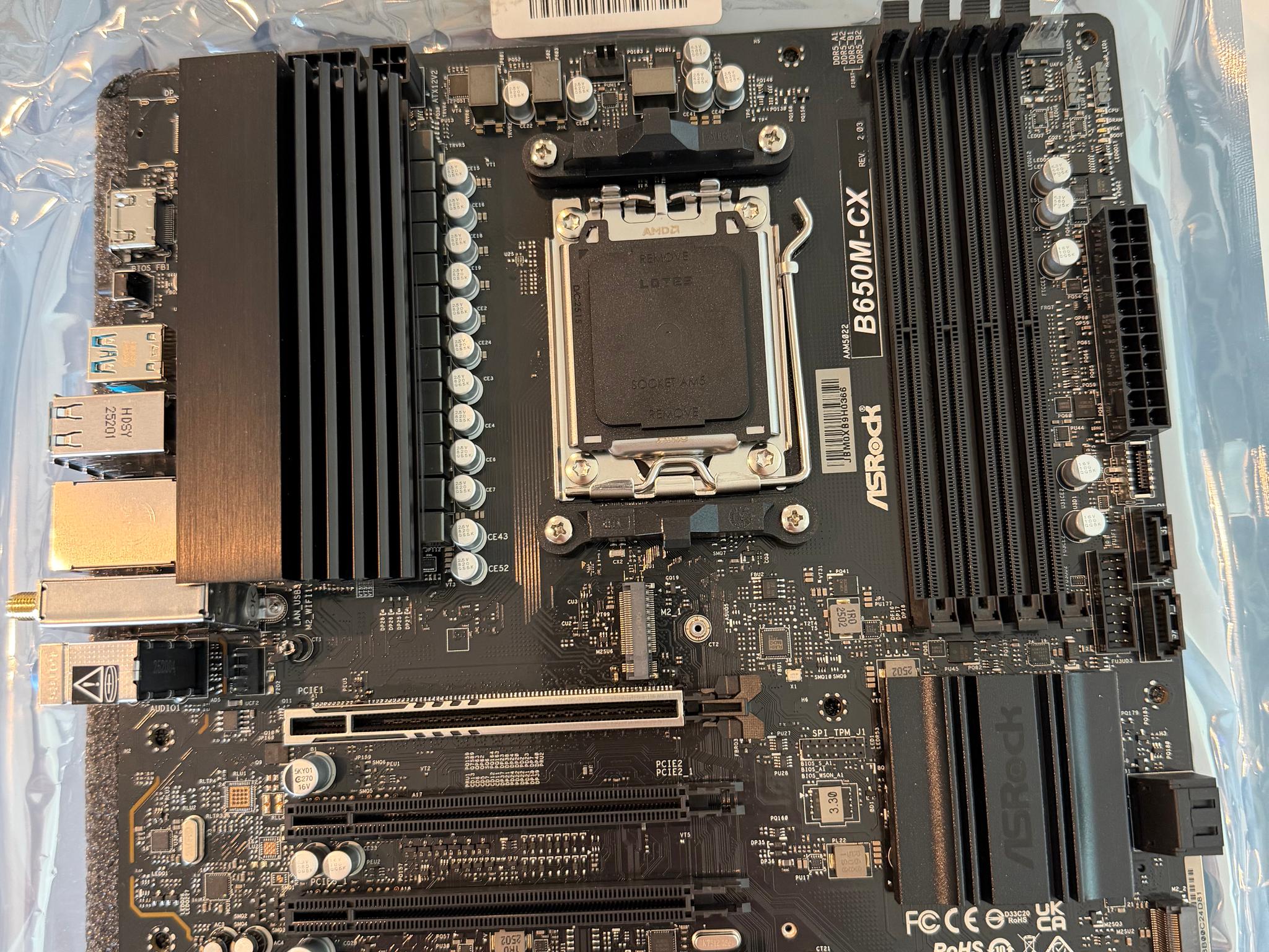 ASRock B650M-CX