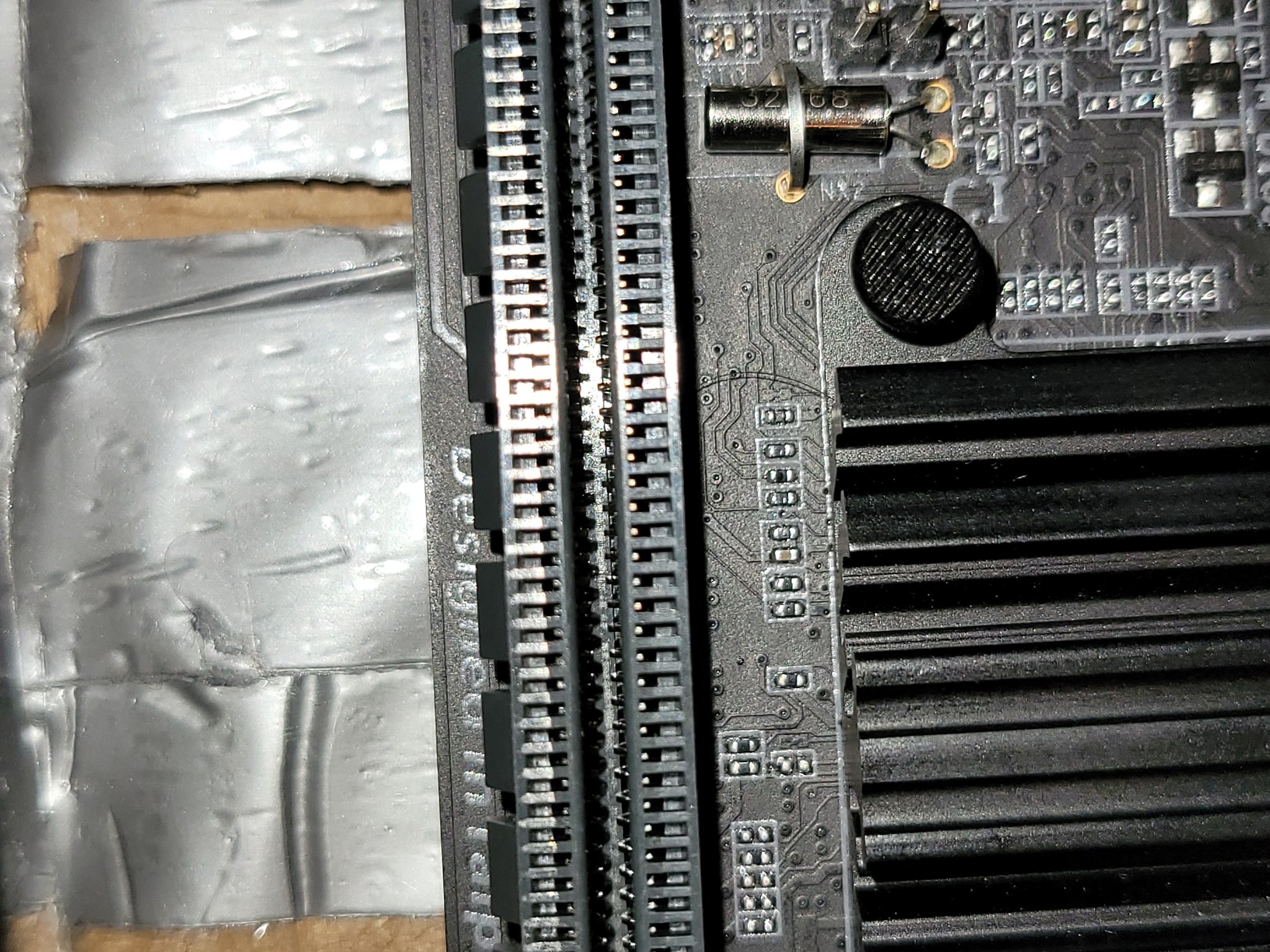 Gigabyte z170n-wifi - includes wifi card installed and I/O shield - does not include antennas