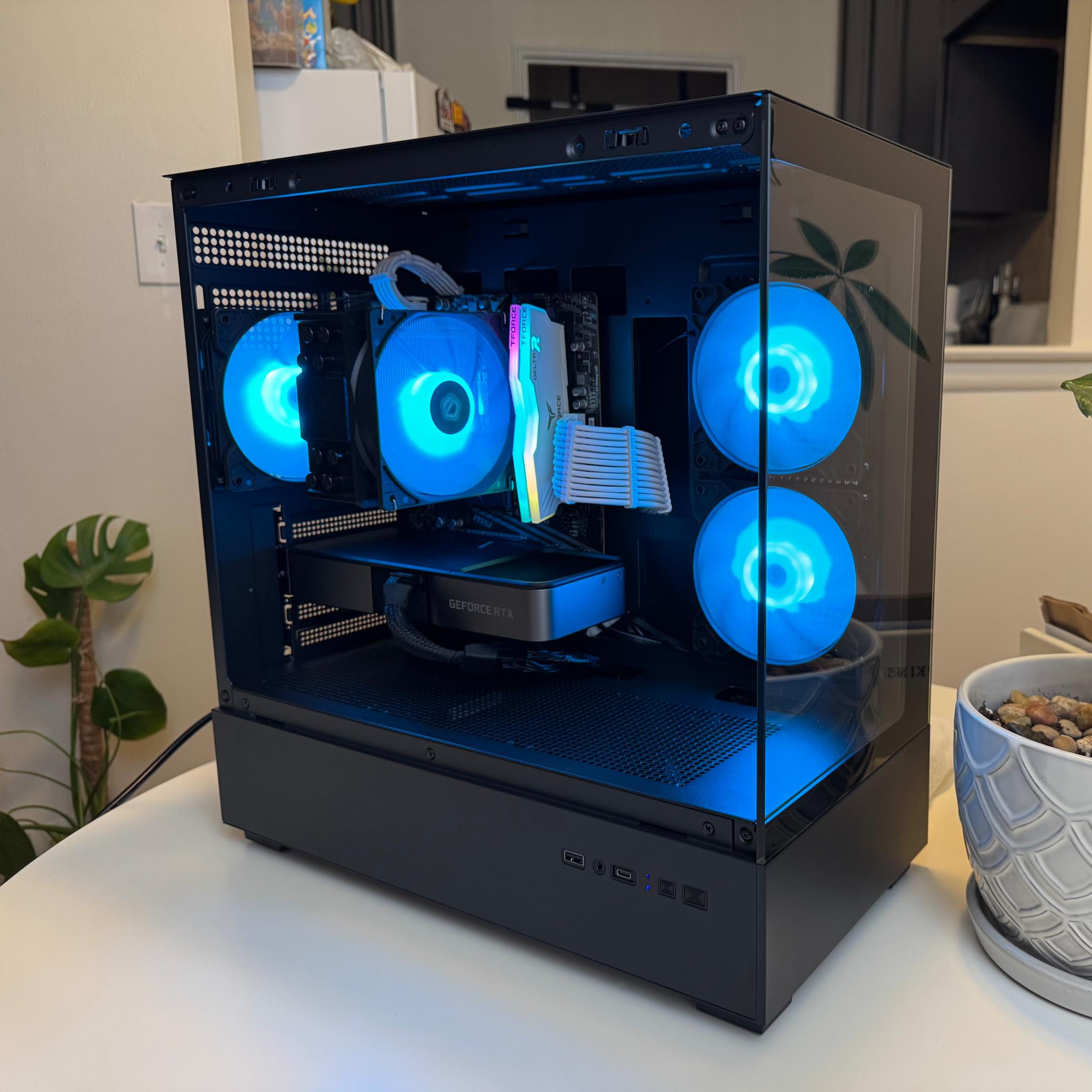 (New) Gaming PC (RTX 3070 + Ryzen 7 5700x)